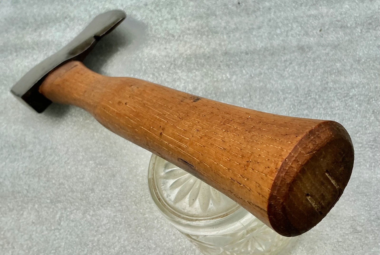 VTG MORLEY MURPHY CO. WEDGEWAY HANDMADE CAMP AXE EMBOSSED GREEN BAY WISCONSIN