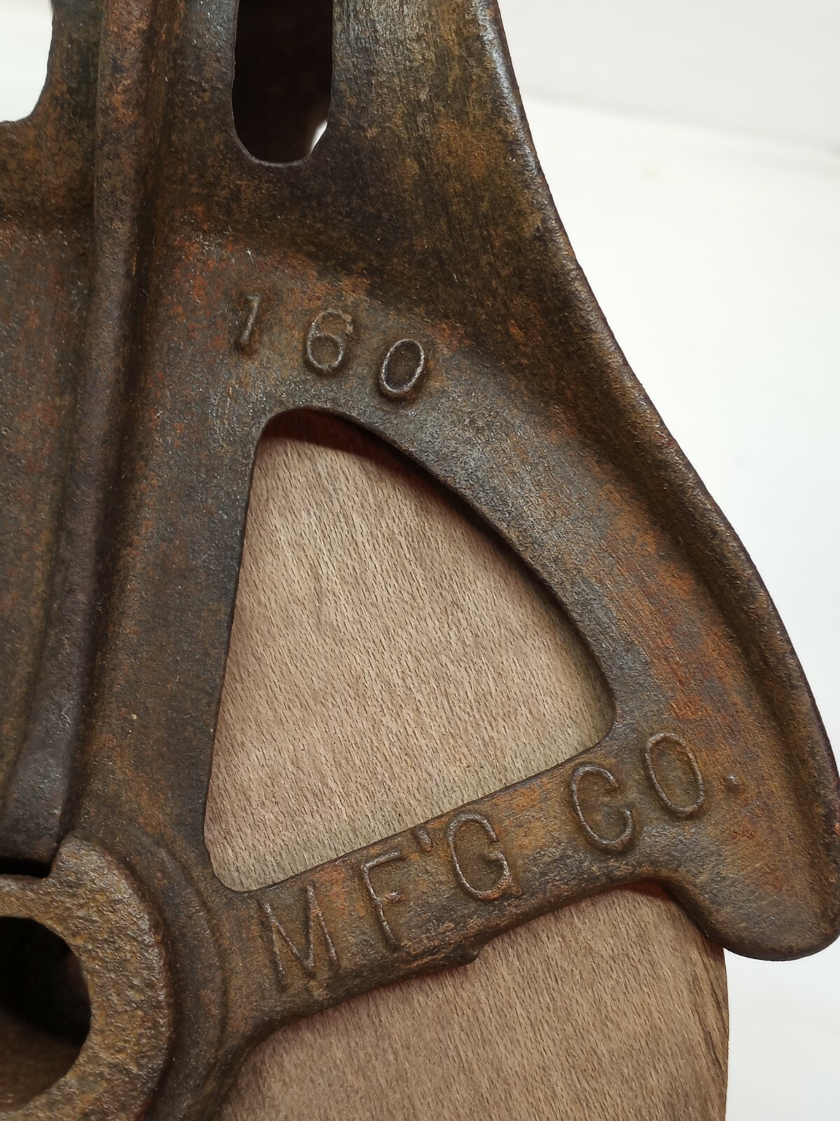 Vtg 6″ WOOD CAST PULLEY NEY MFG CO 160 BARN FARM RANCH