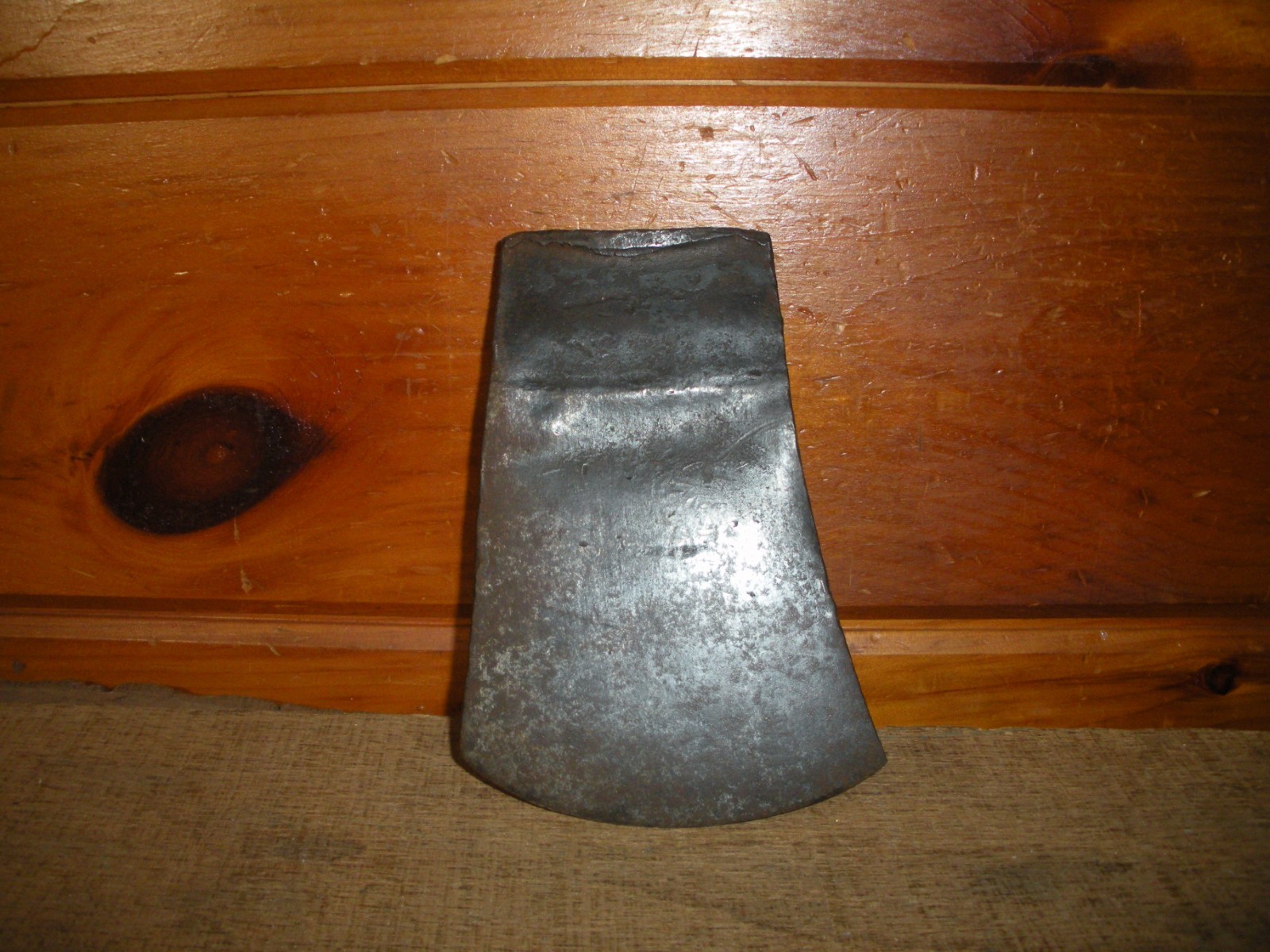 Vintage Hand Forged Unbranded Single Bit Axe Head / 2 Lb. 15 Oz. / CONNIE