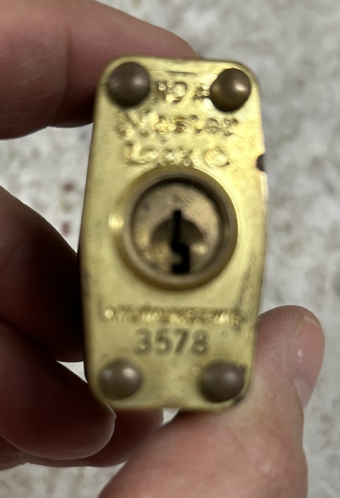 Master Lock Padlock maximum security, #4 Laminated Brass, USA Made, Vtg NOS Read