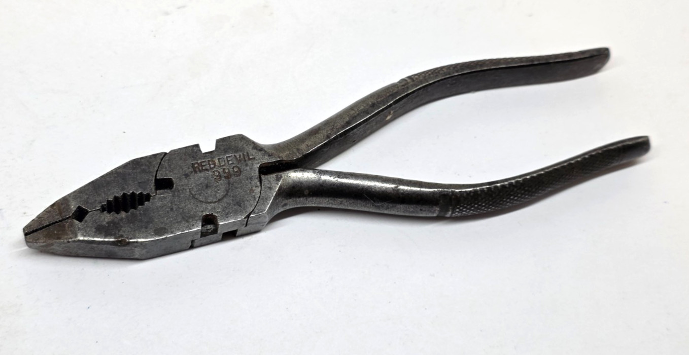 Vintage Red Devil Tools Combination Pliers No. 999