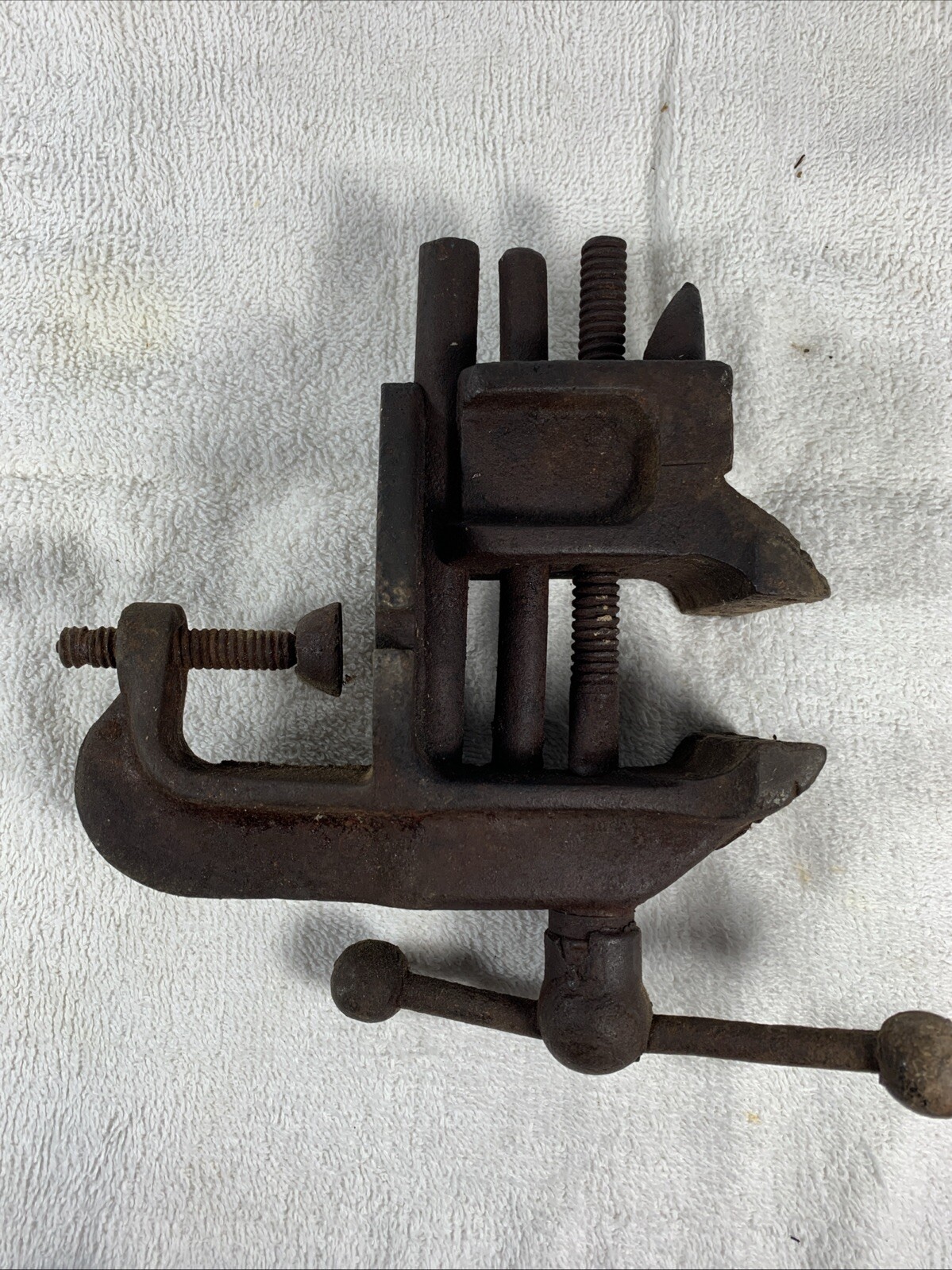 Vintage Luther Clamp-on Vise Milwaukee ~ V20, **for restoration**