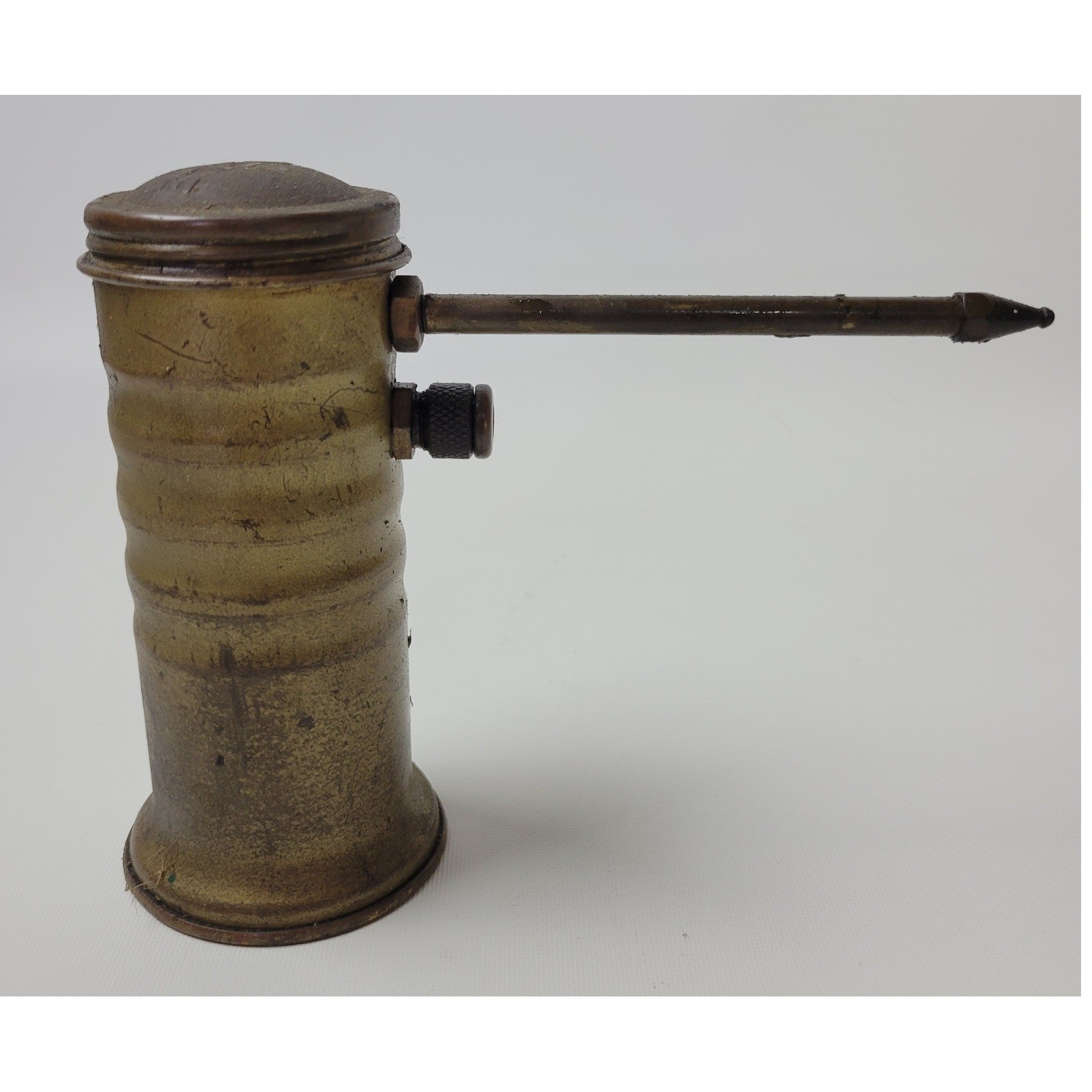 Vintage Eagle Brass Oil Can Thumb Pump Ribbed Industrial Antique Tool USA