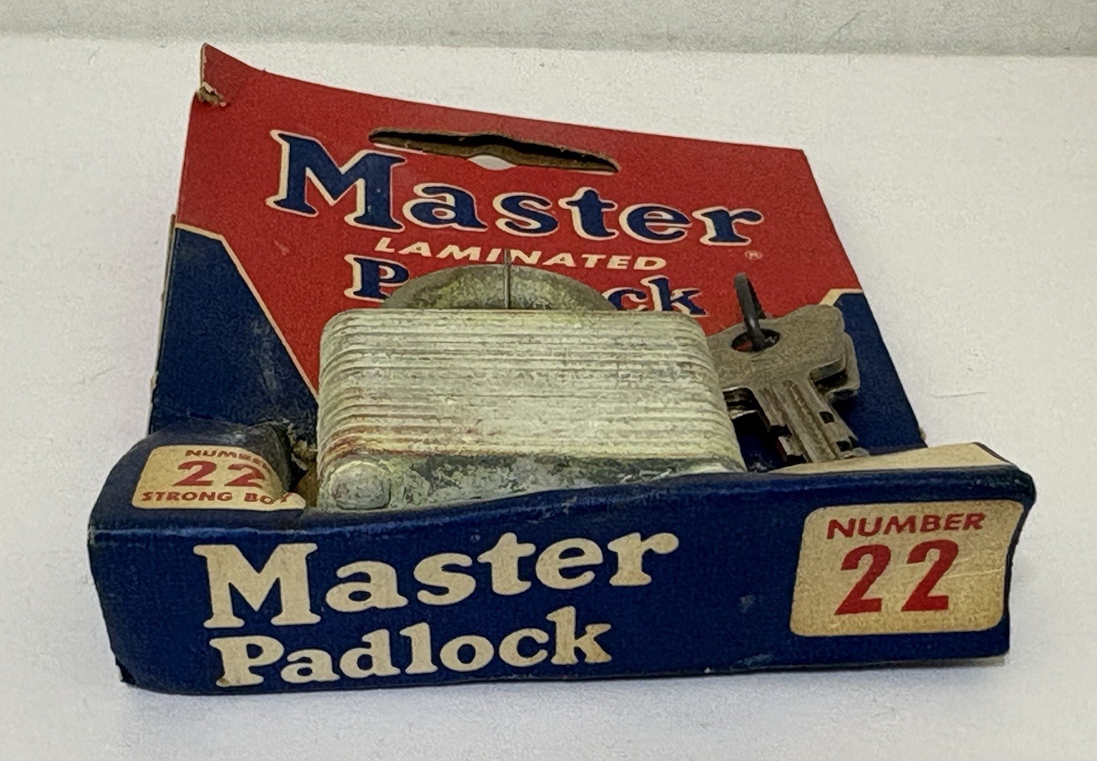 Vintage 1950s MASTER LOCK No. 22 STRONG BOY Padlock – BRAND NEW