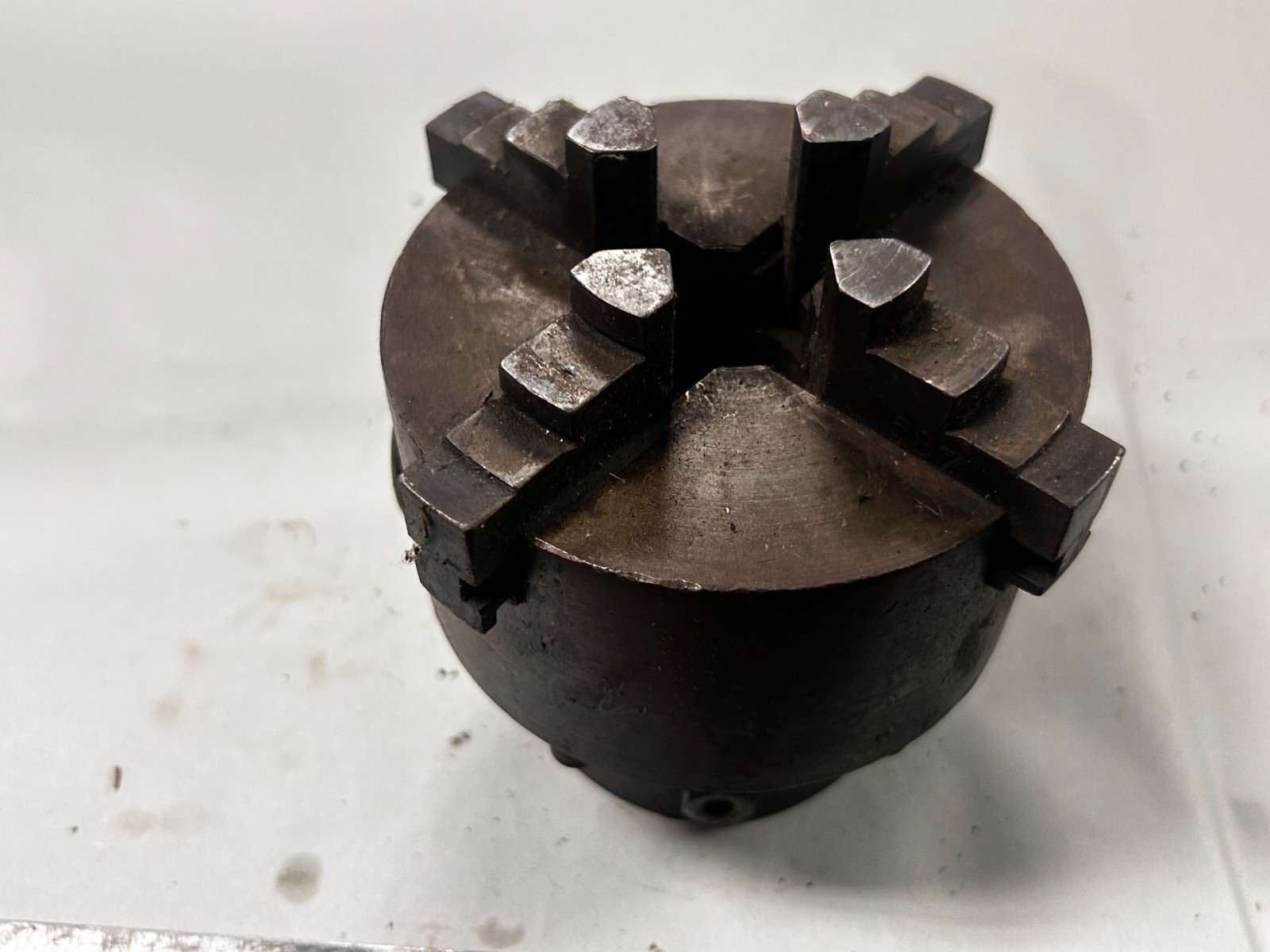 MACHINIST OfCe LATHE 4 – 1/4″ 4 Jaw Lathe Chuck 2 – 1/4″ Non Thread Mount