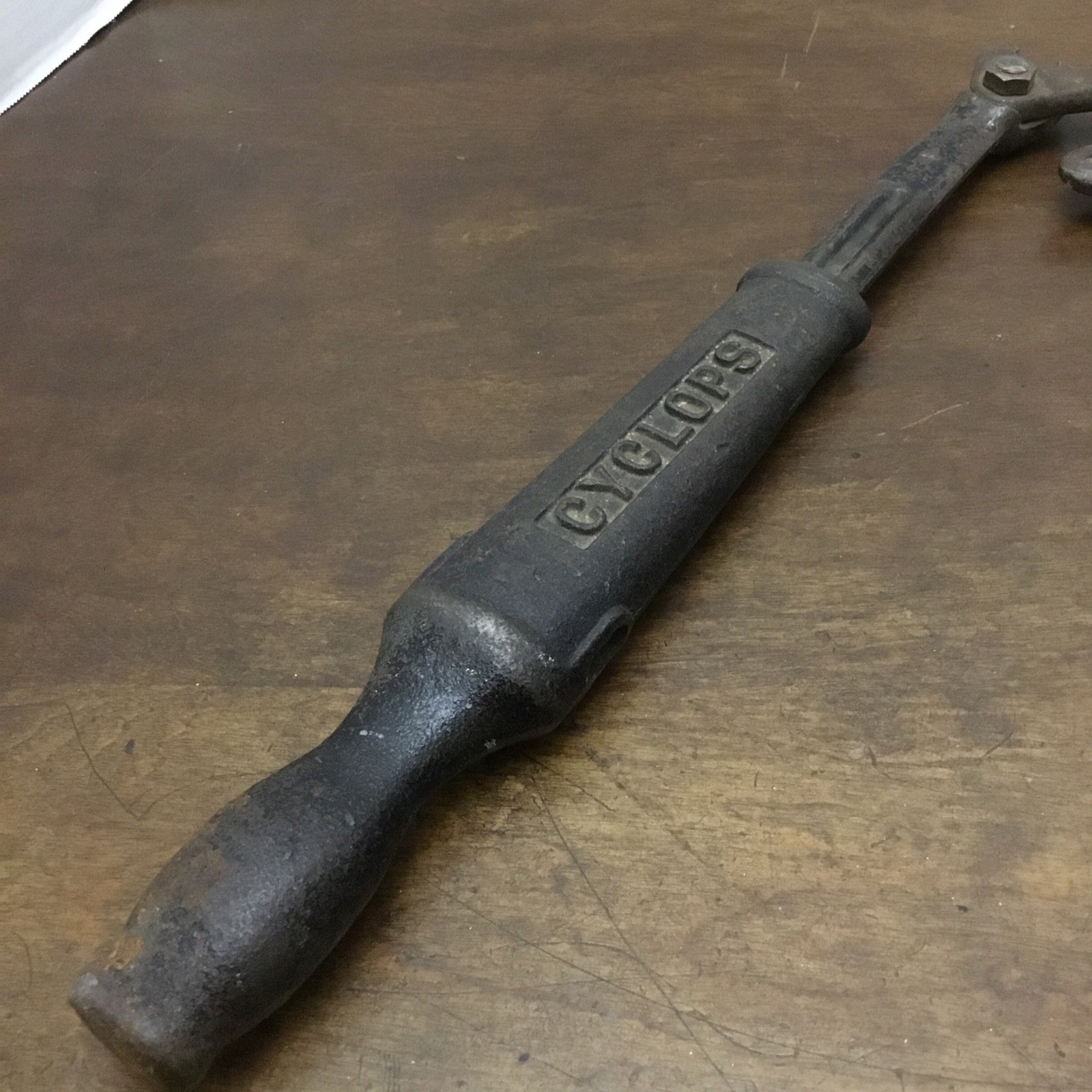 Union Hardware Co Cyclops Nail Puller Giant Metal Hand Tool USA Antique