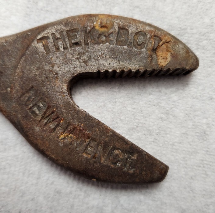 Vintage Alligator wrench Saxon K & B Co tap holes 5/16″ 1/2″ 3/8″ Long 8″ lot T4