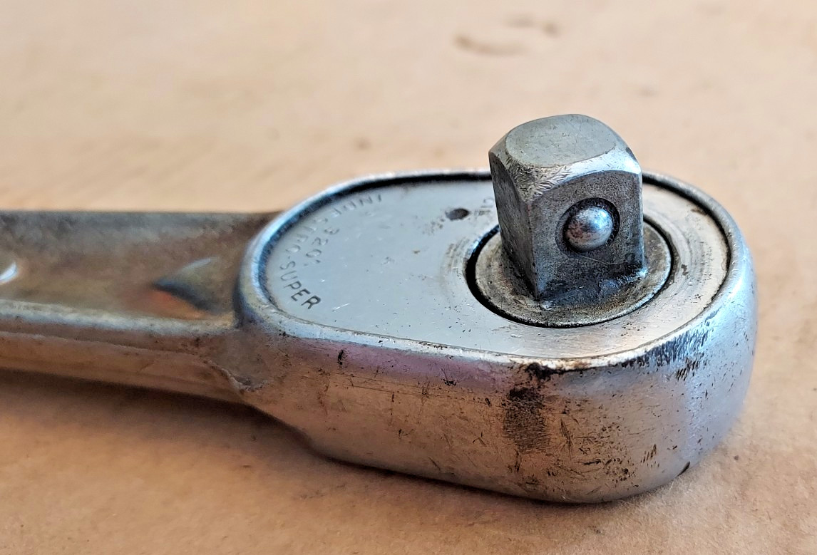 1930’s Indestro Super (DURO) Model 3201 pressed flange 1/2″ ratchet. Made in USA