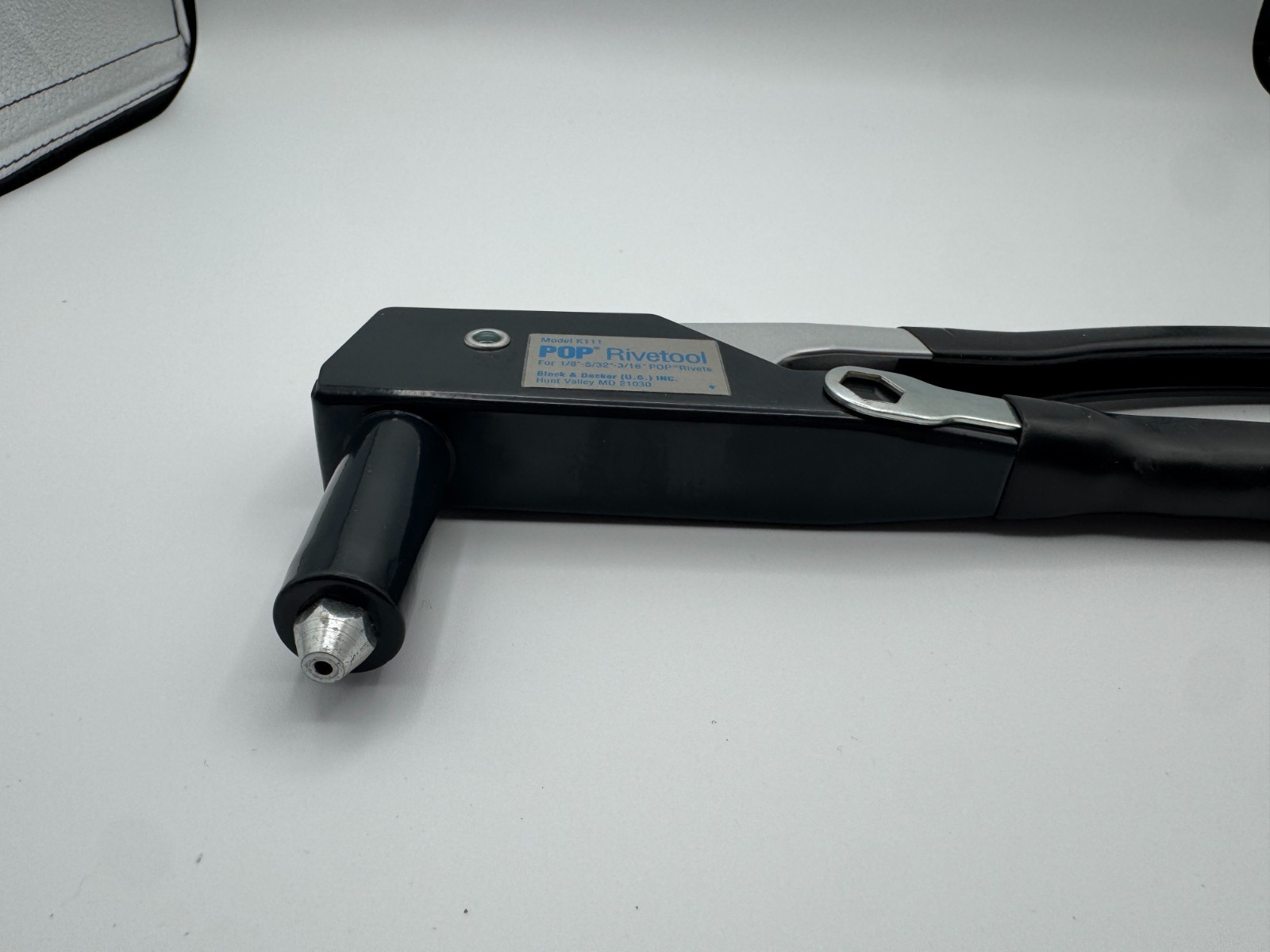 Vintage Black & Decker POP Rivetool All-Purpose Model K111 8 Pop Rivets EUC
