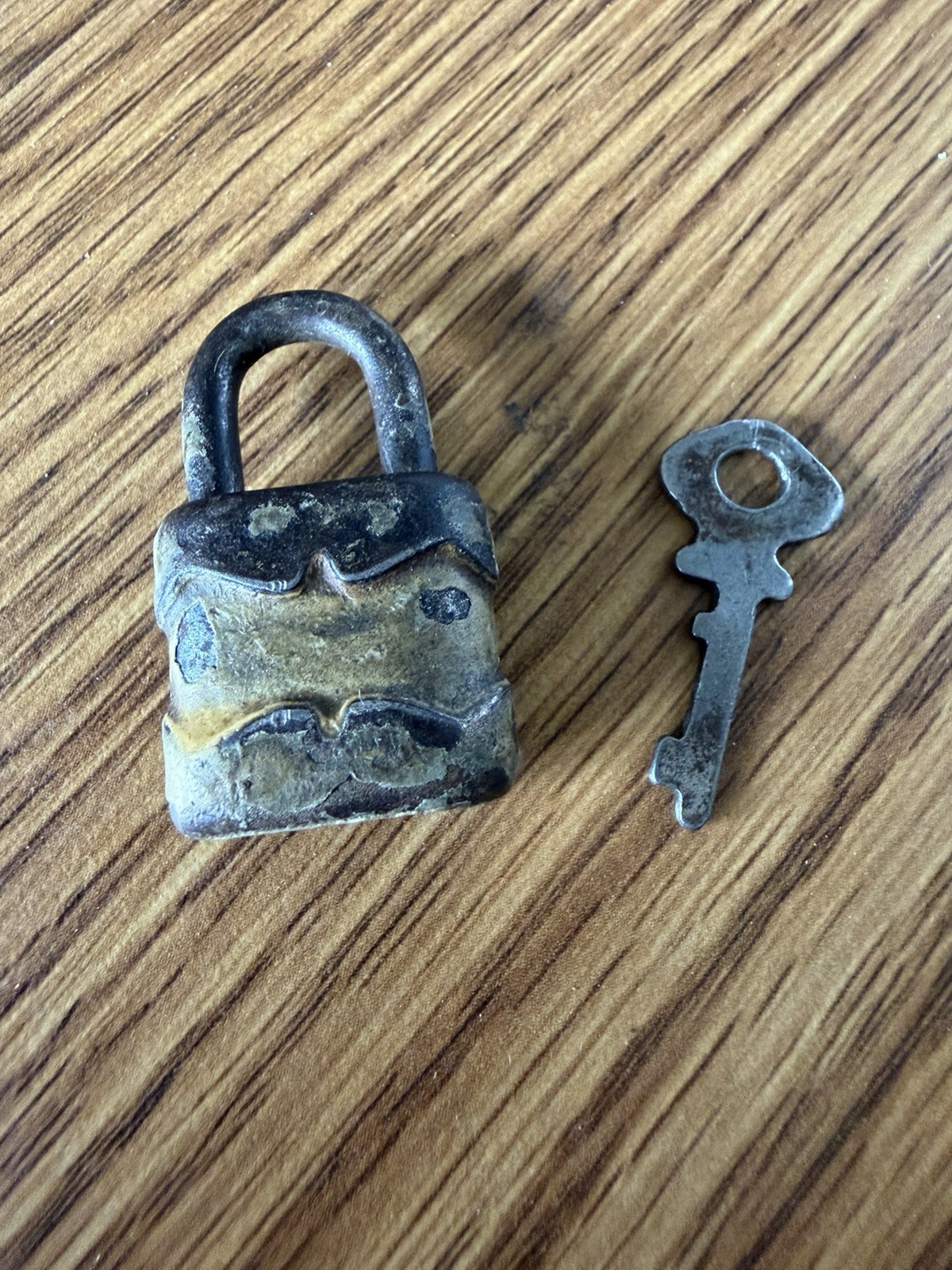 Vintage Luggage PadLock No Stamping with Key Works Well
