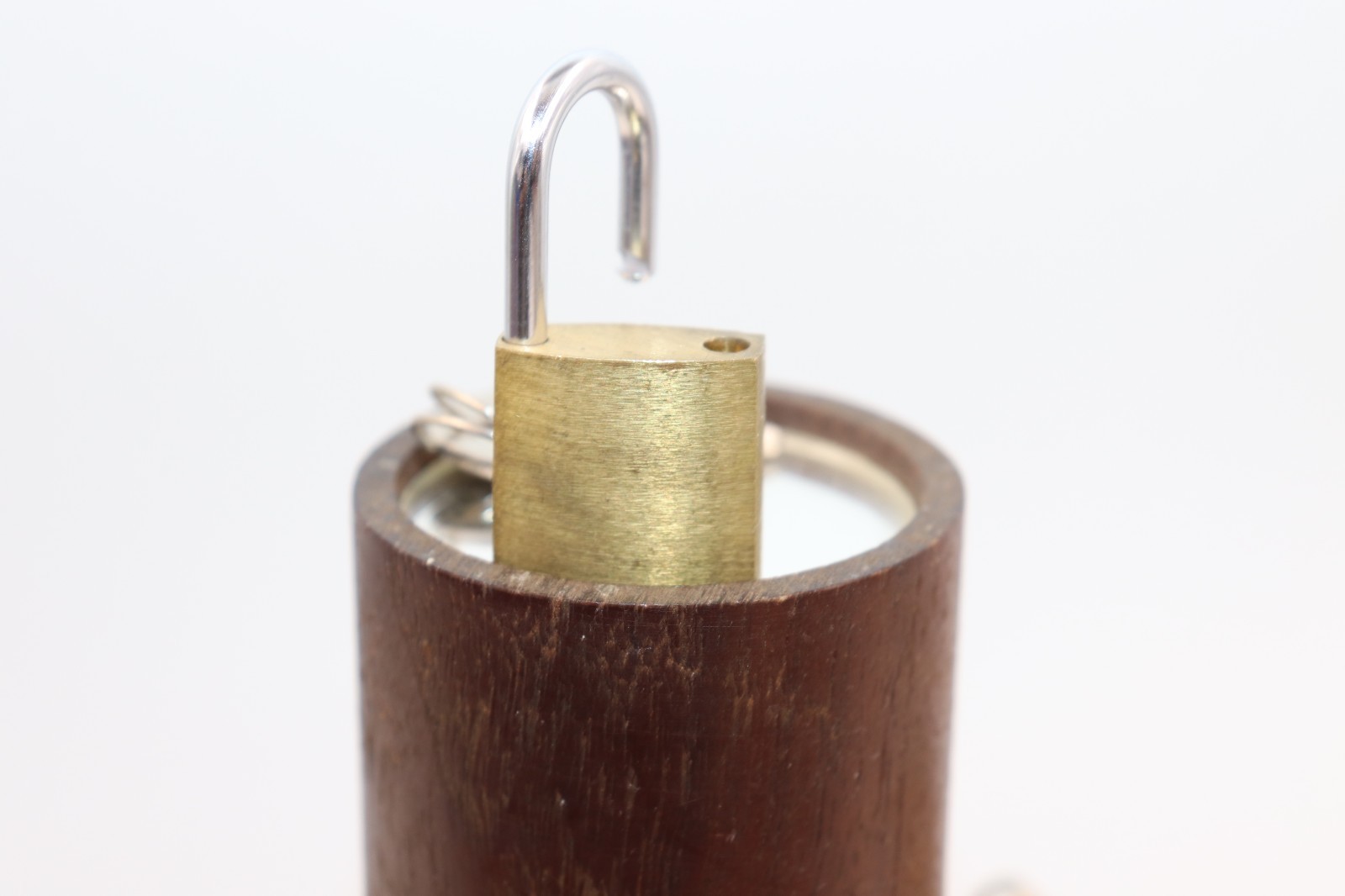 Lot of 5 Small BRASS LOCKS with KEYS