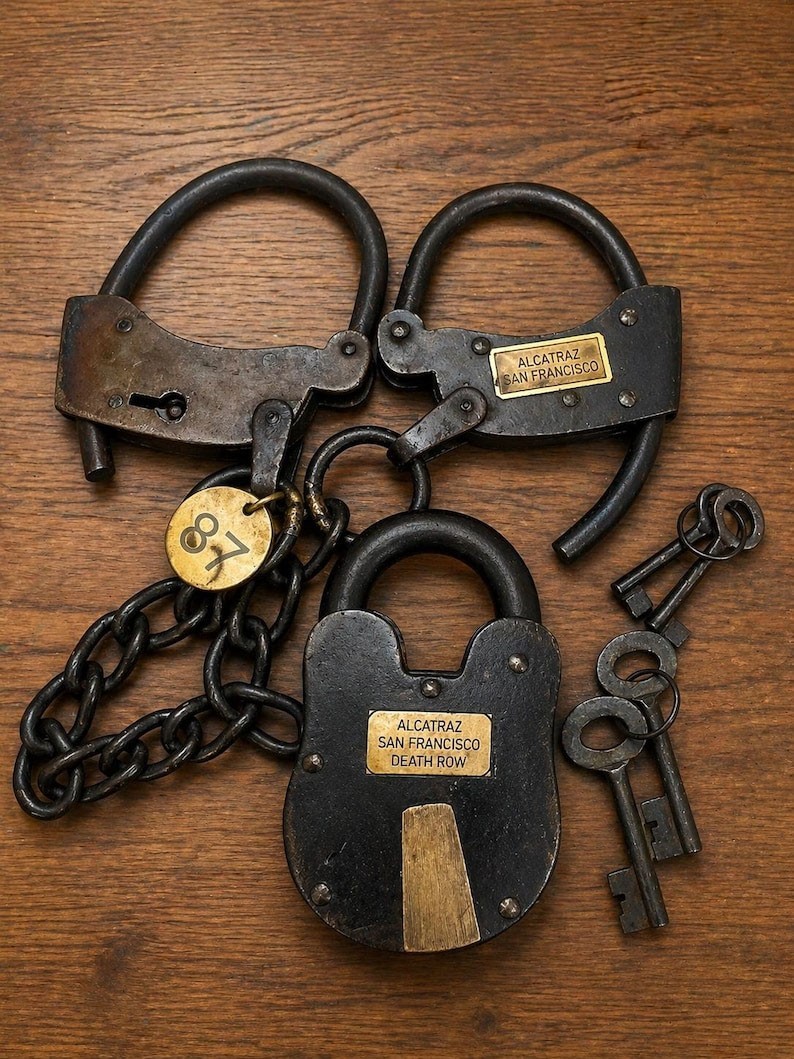 Handcuff and Padlock Alcatraz San Francisco Death Row 5″ Cast Iron Lock & 2 Keys