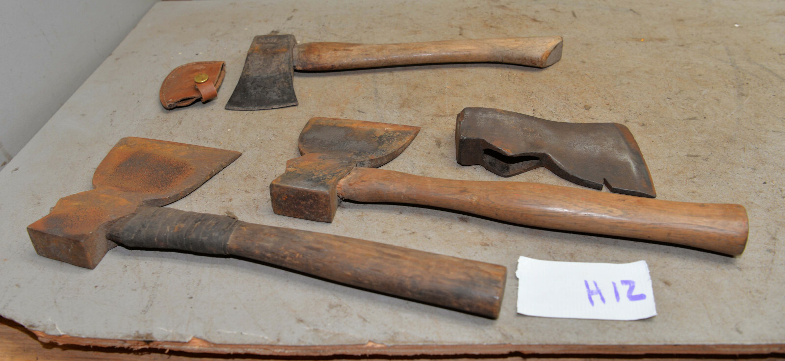4 bench hatchet throwing axe collectible vintage restoration lot ax tools H12