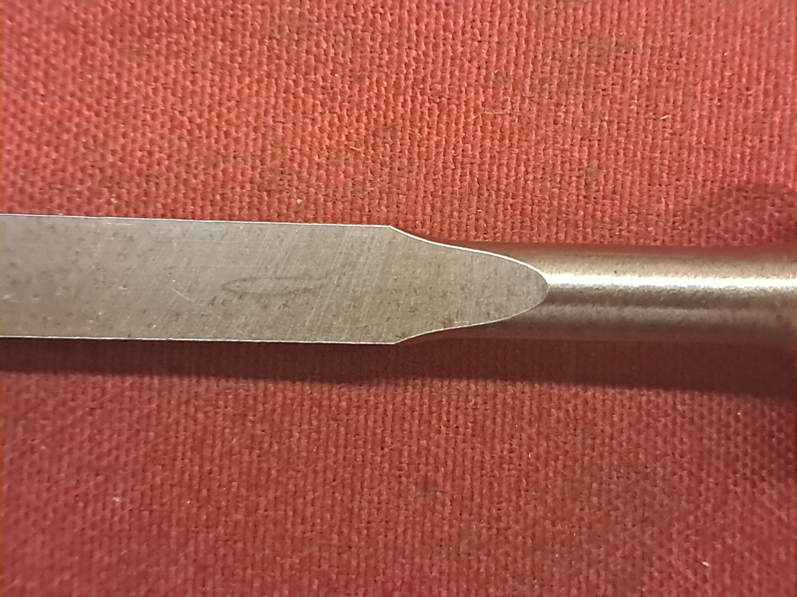 2 Vintage Erik Anton Berg Bevel‑Edge Chisels in Good Used Condition.