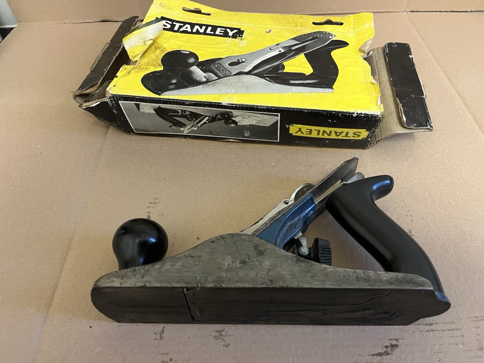 STANLEY Handyman 12-203 Wood Smoothing Plane Carpenter Tool – Made in England