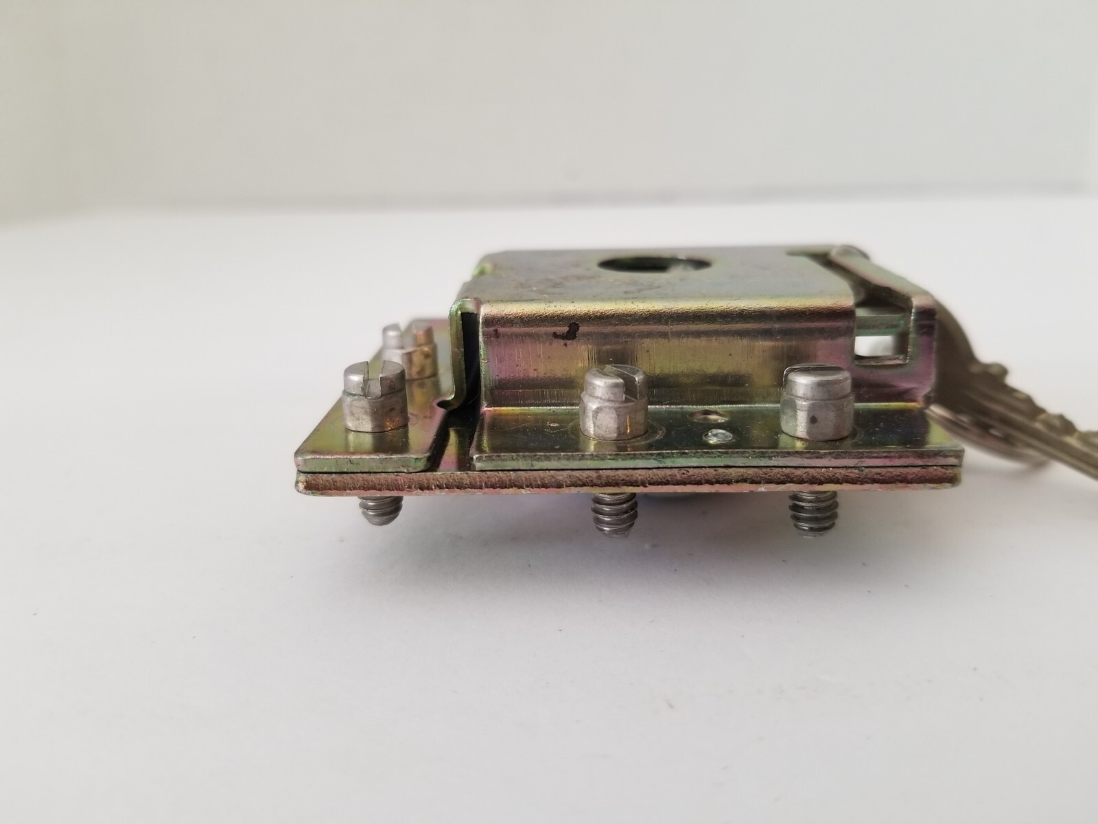 MEDECO Payphone Lower Housing Coin Vault Lock & 1 Key & Screws Locksport