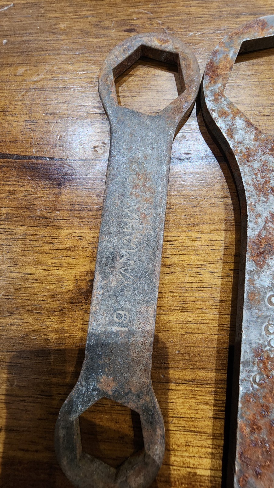 Vintage BEMIS & CALL B & C 8″ adjustable S curved loop handle Wrench tool