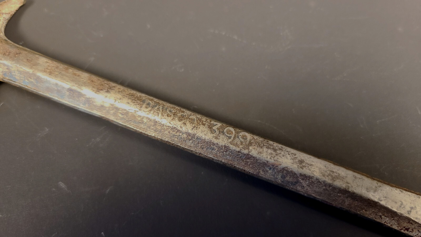 Dasco 399 Hammer Chisel Staple Remover Crate Tool Vtg