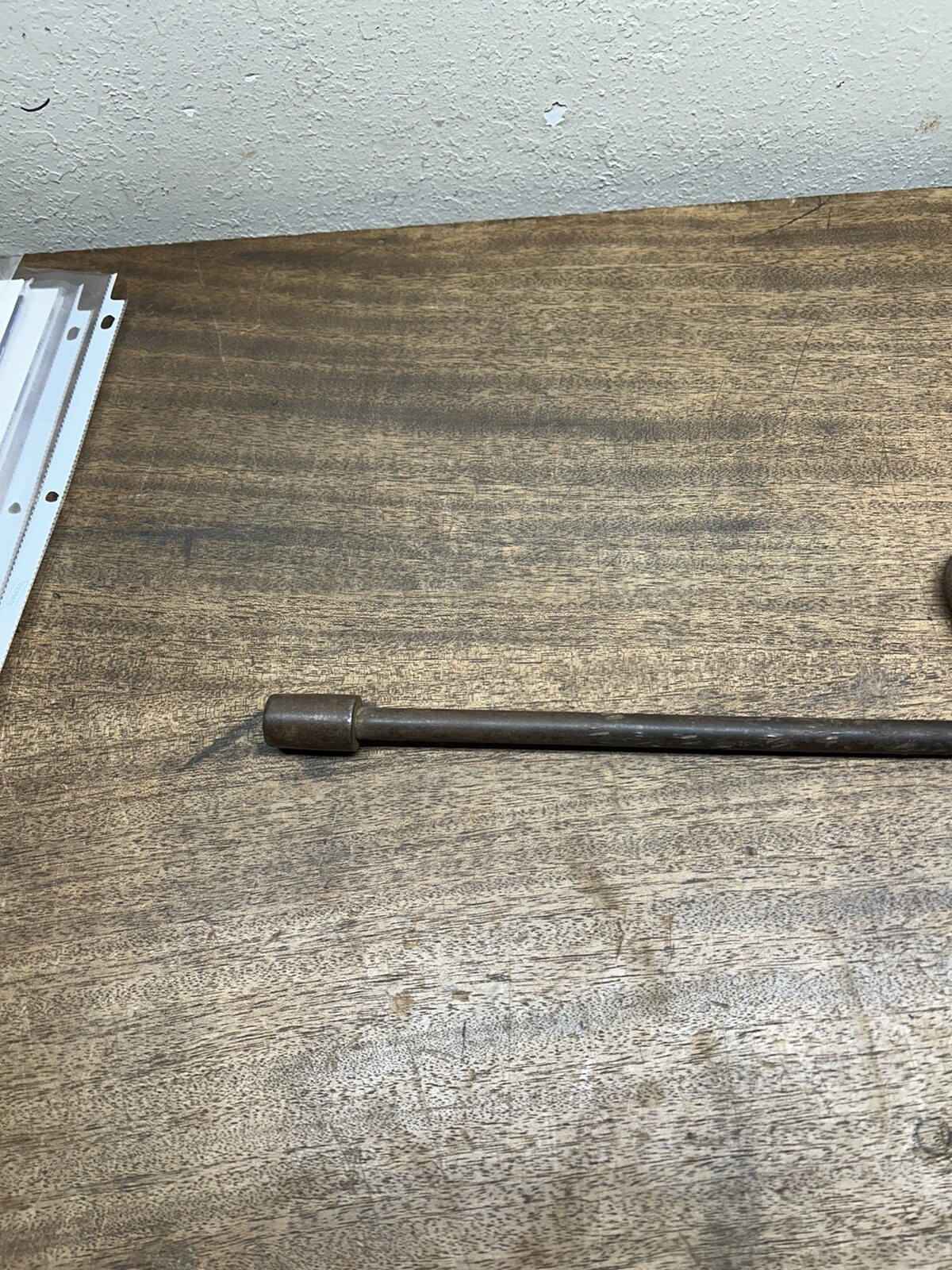 Early WALDEN WORCHESTER #2718 9/16″ long tee-handle socket wrench. Made in USA.
