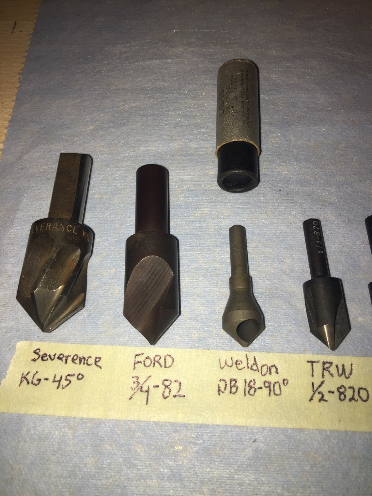 11 pcs. VINTAGE DEBUR BITS WELDON + FORD, Mixed sizes and Fluting, Shanks