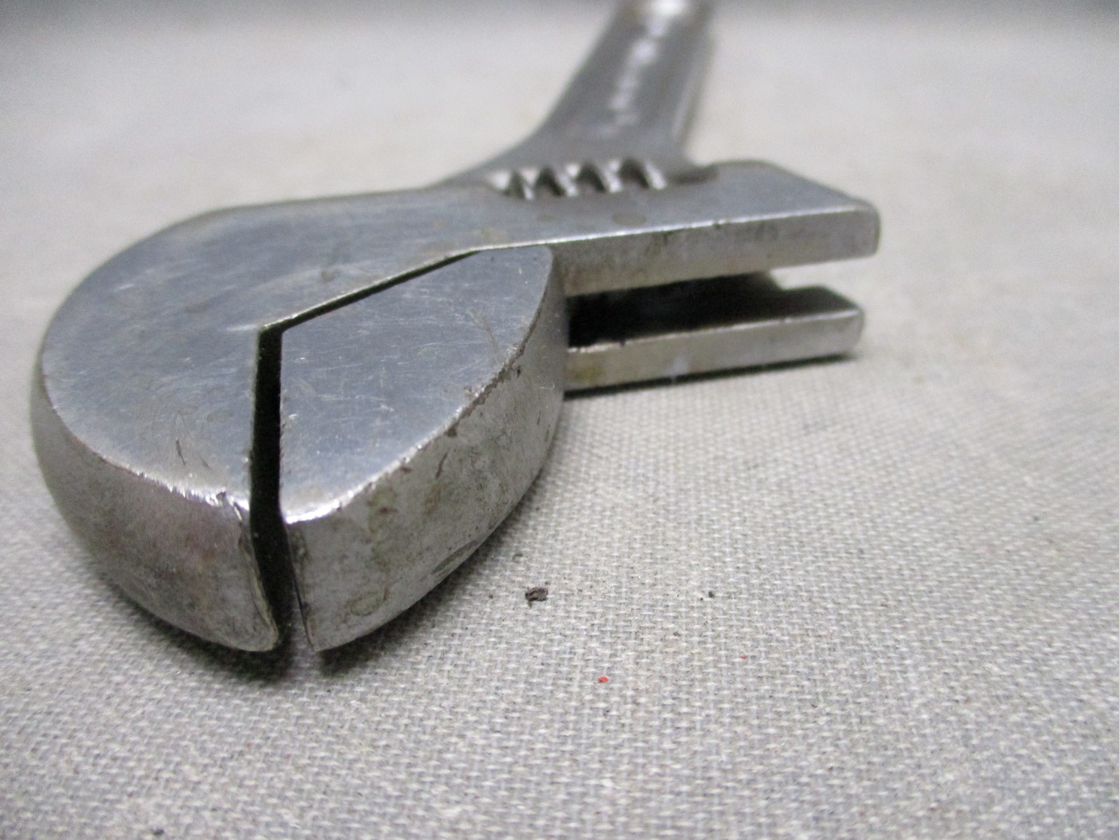 Vintage Diamond Calk Horseshoe Co. 10″ Adjustable Wrench Diamalloy Duluth MN USA