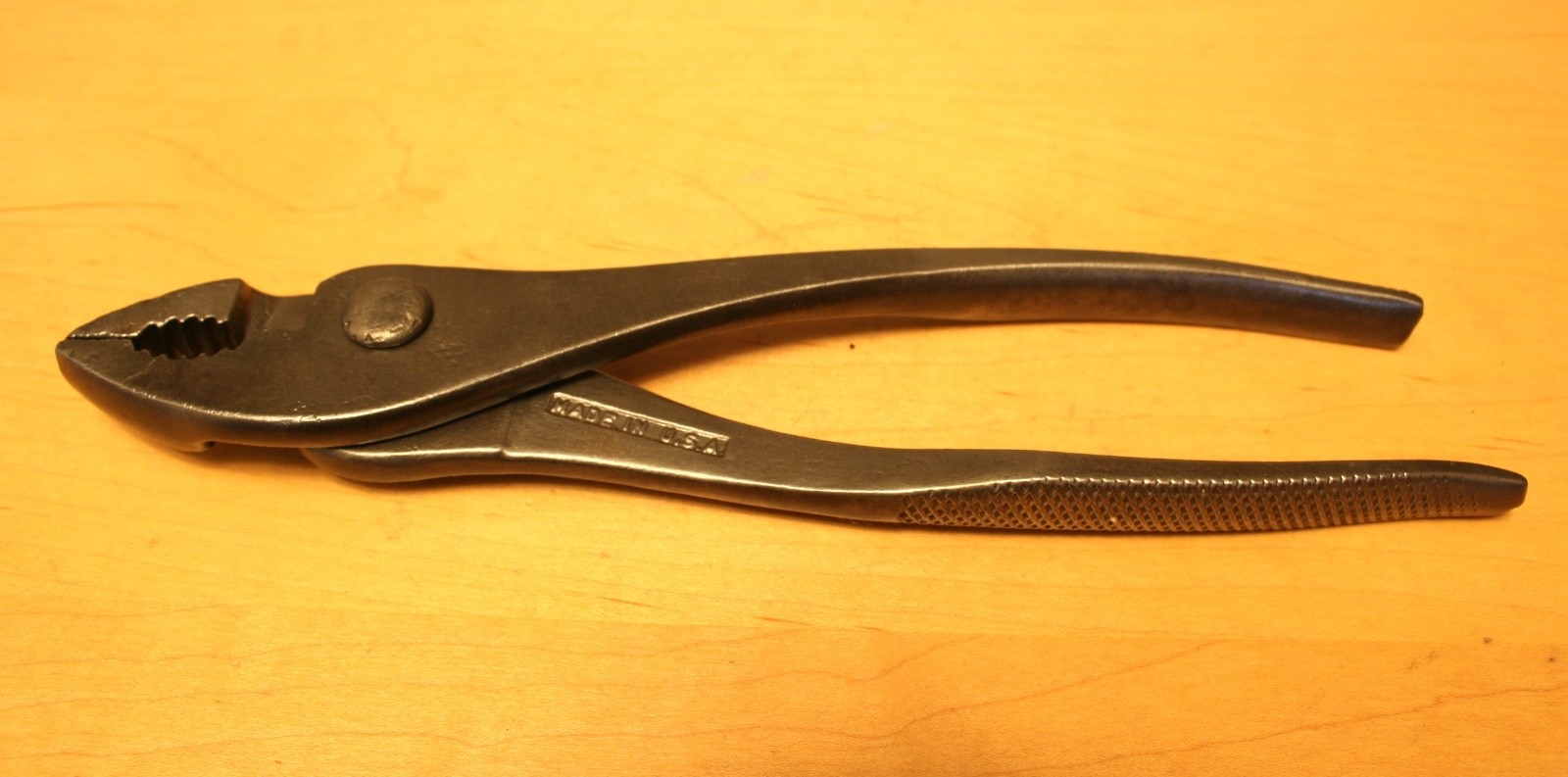 Rare Vintage 1930’s Diamond Motor Spec Plain Steel K18 8″ Slip Joint Pliers