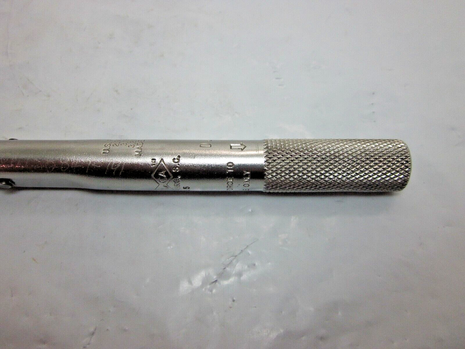 UTICA A5 Fixed Click Type Torque Wrench With 5/16″ Bit Pre Set To 8in lbs Tested
