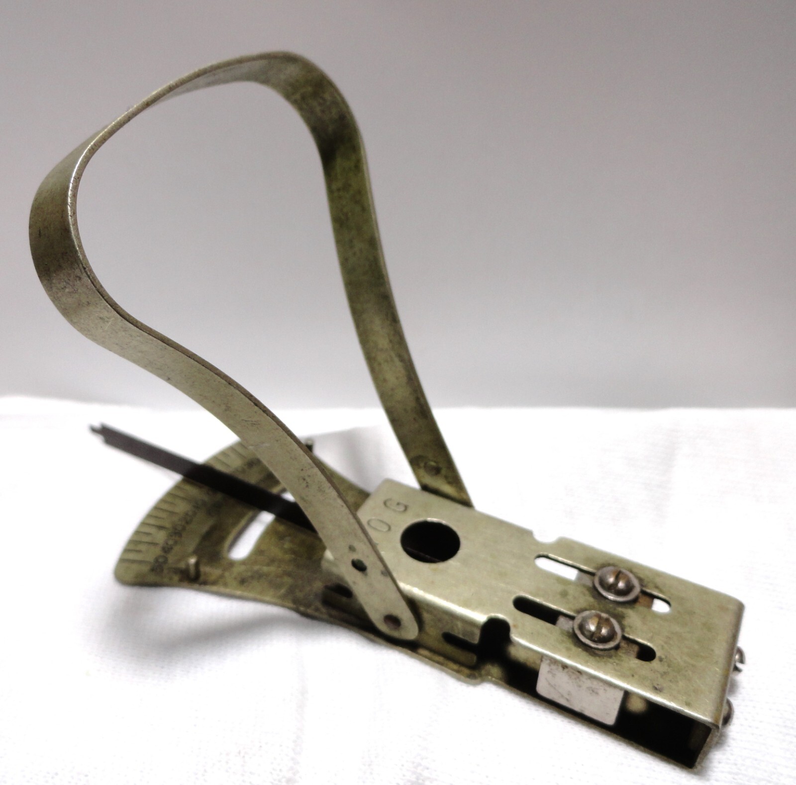RARE VINTAGE BRASS POCKET SMALL 50 GRAM GOLD SCALES Gram 4″ LONG #70G FAST SHIP