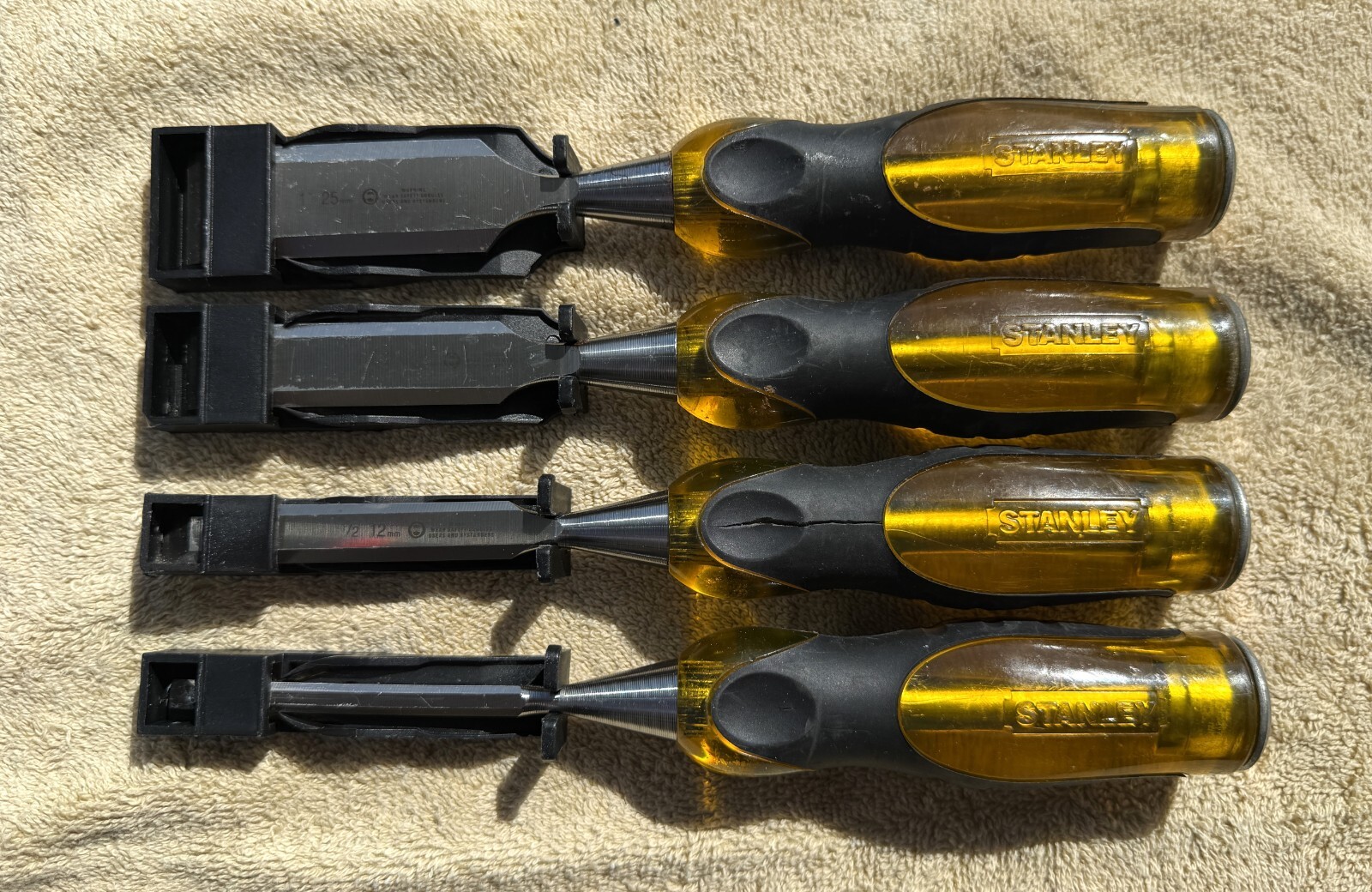 VINTAGE STANLEY FATMAX SHORT BLADE 4 PC CHISEL SET