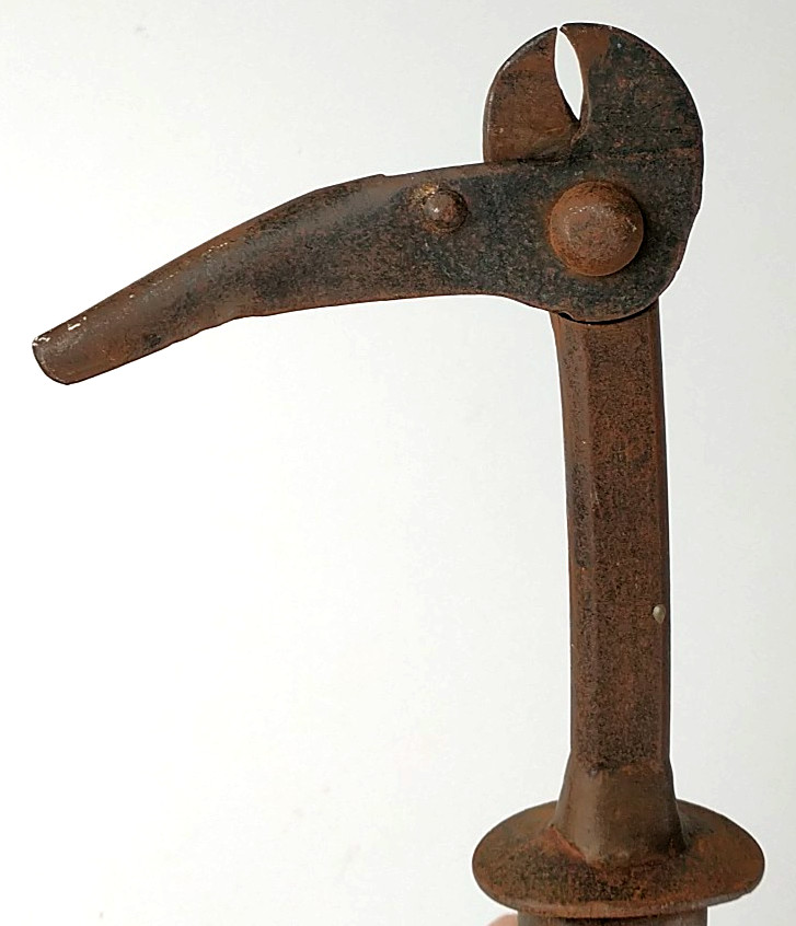 Vintage Suregrip Nail Puller Bridgeport Hardware Corp. USA FD1108