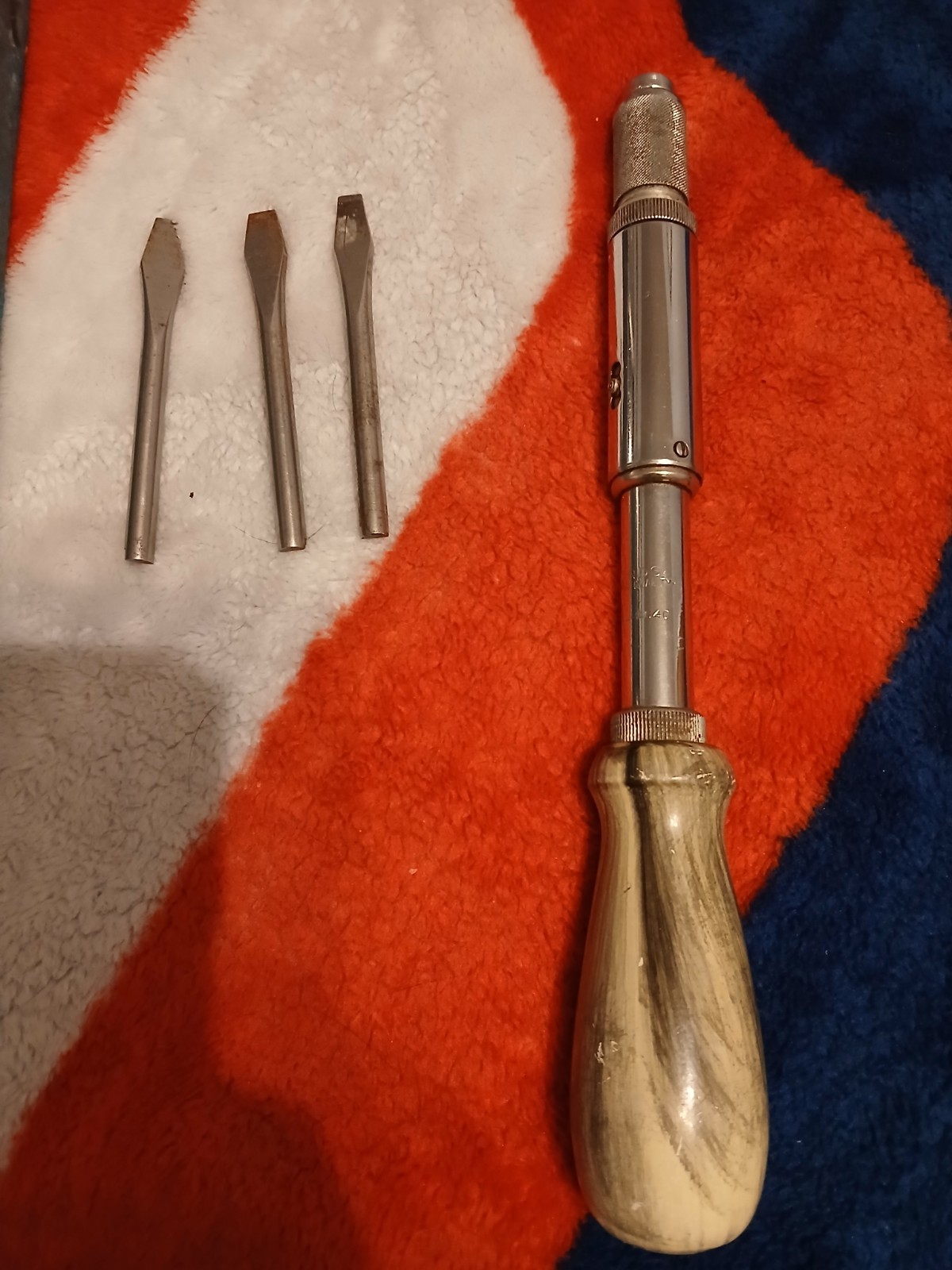 Vintage Montgomery Ward Spiral Ratchet Screwdriver #84-4640~ Box & Bits