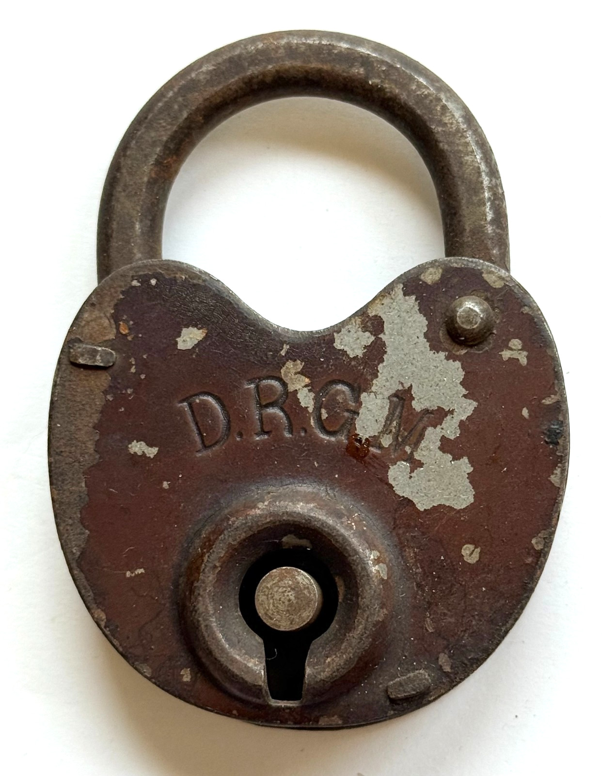 ANTIQUE ORIGINAL D.R.G.M. IRON HEART SHAPED GERMAN PADLOCK 3″ NO KEY