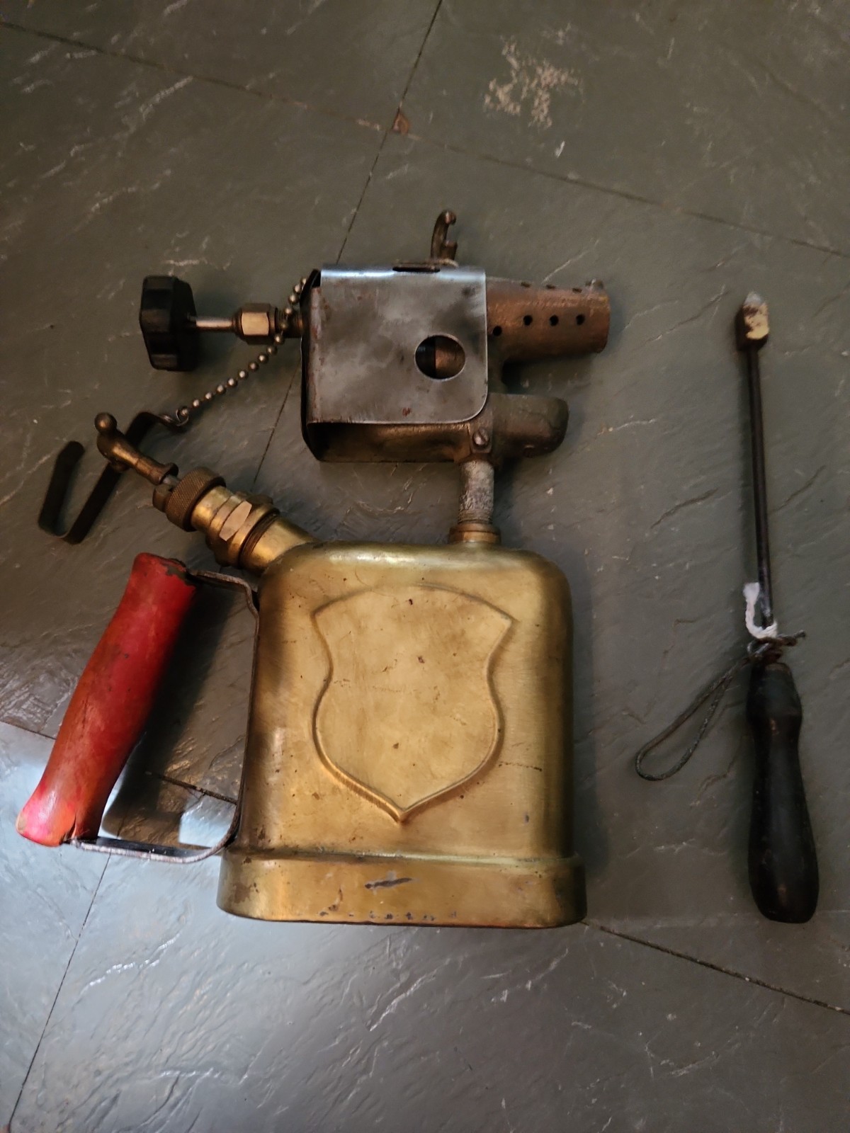 RARE 1920s CLAYTON & LAMBERT TL-130 FLAT TANK BRASS BLOW TORCH – BUILDS PRESSURE