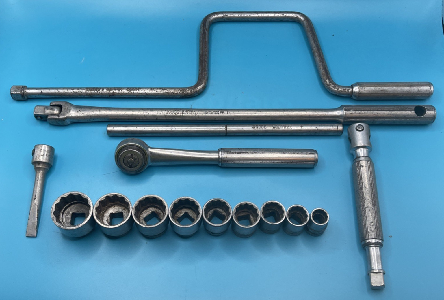 16 Piece Vintage Blackhawk Nugget Tools Lucky 77 Set 1942