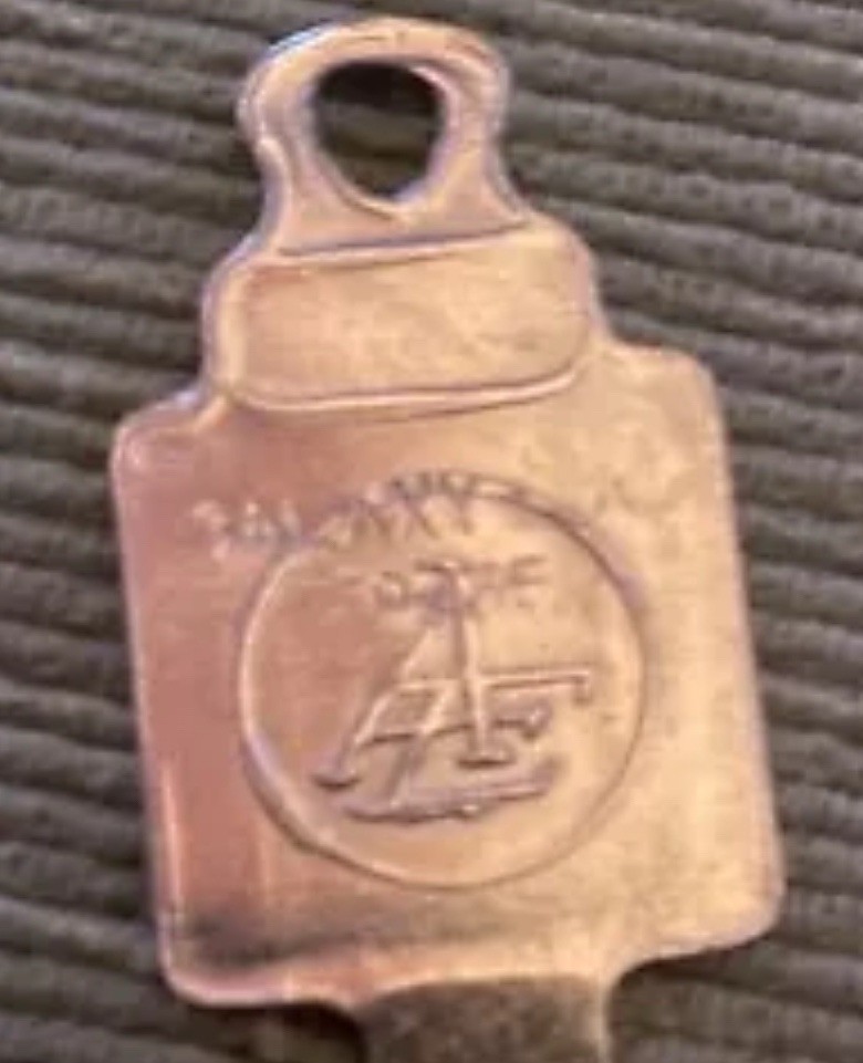 Vintage Amelia Earhart Luggage Key 2086 Collectible Rare Historical Female Flyer