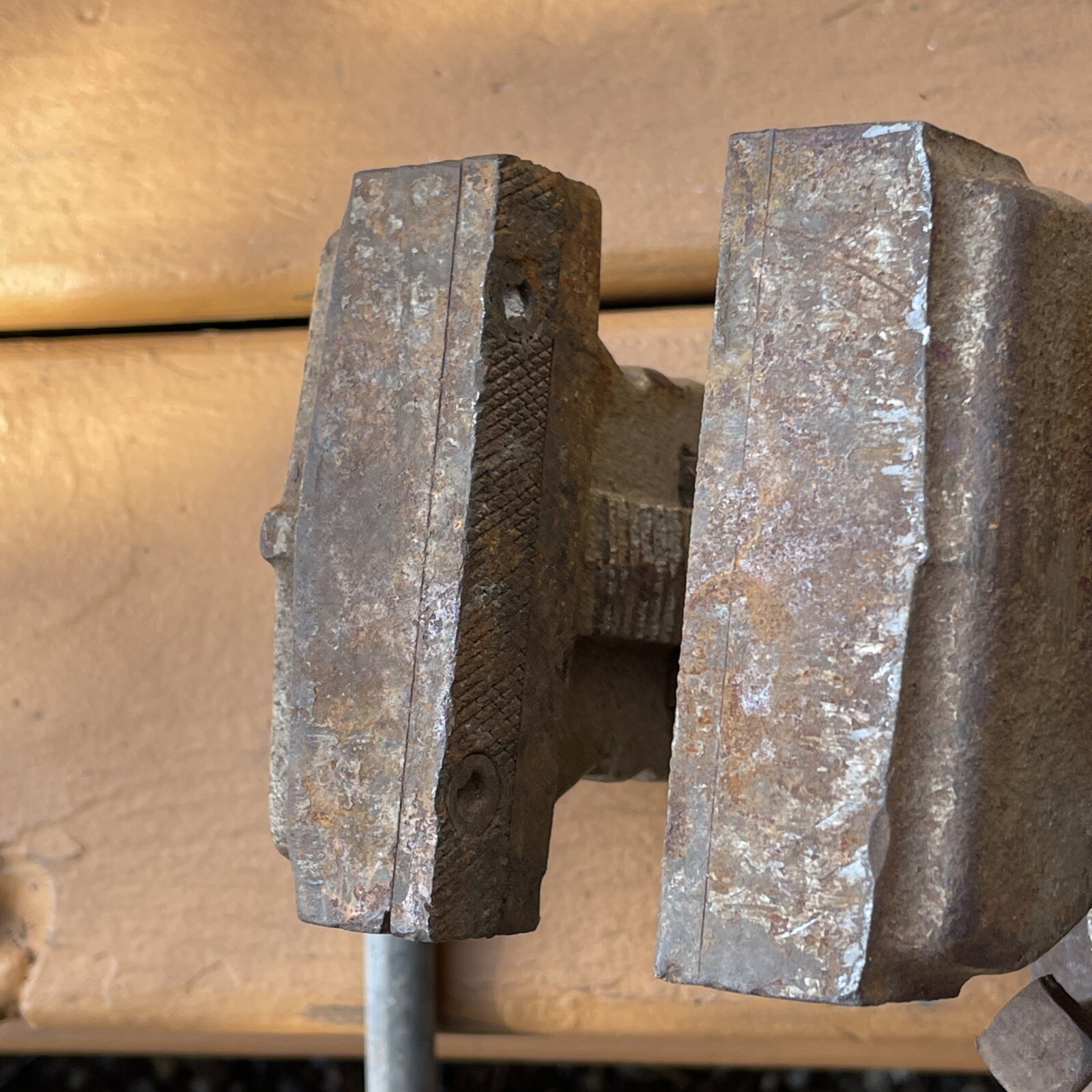 MONTGOMERY WARD POWR-KRAFT 4″ Bench Vise ART DECO USA Model 84-5427