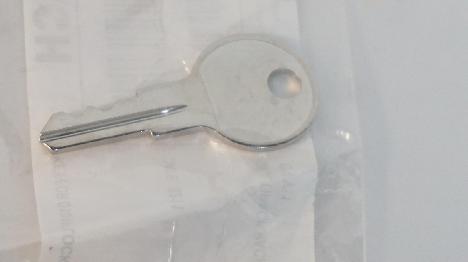 -=NEW=-BOSCH D102F KEY FOR D101F FIRE LOCK P/N F01U020512 #203