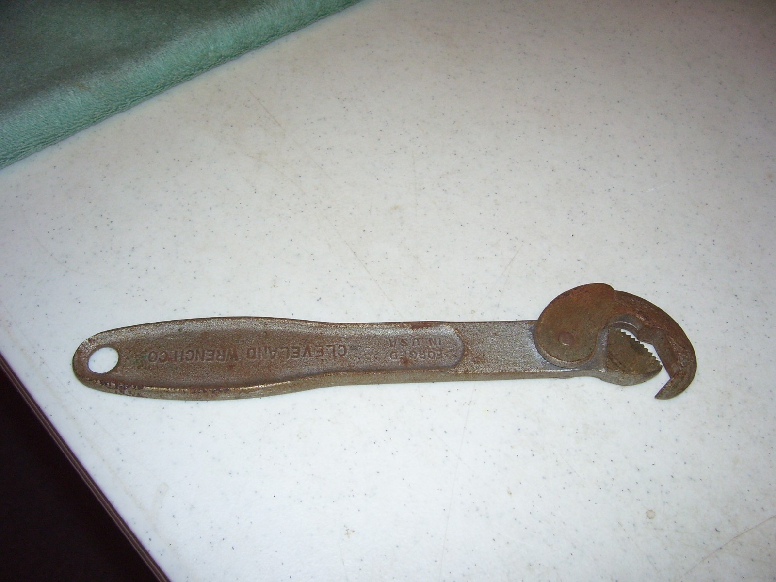 Vintage 10″ AutoGrip Swinging Hook-Jaw Wrench by Cleveland Wrench Co.