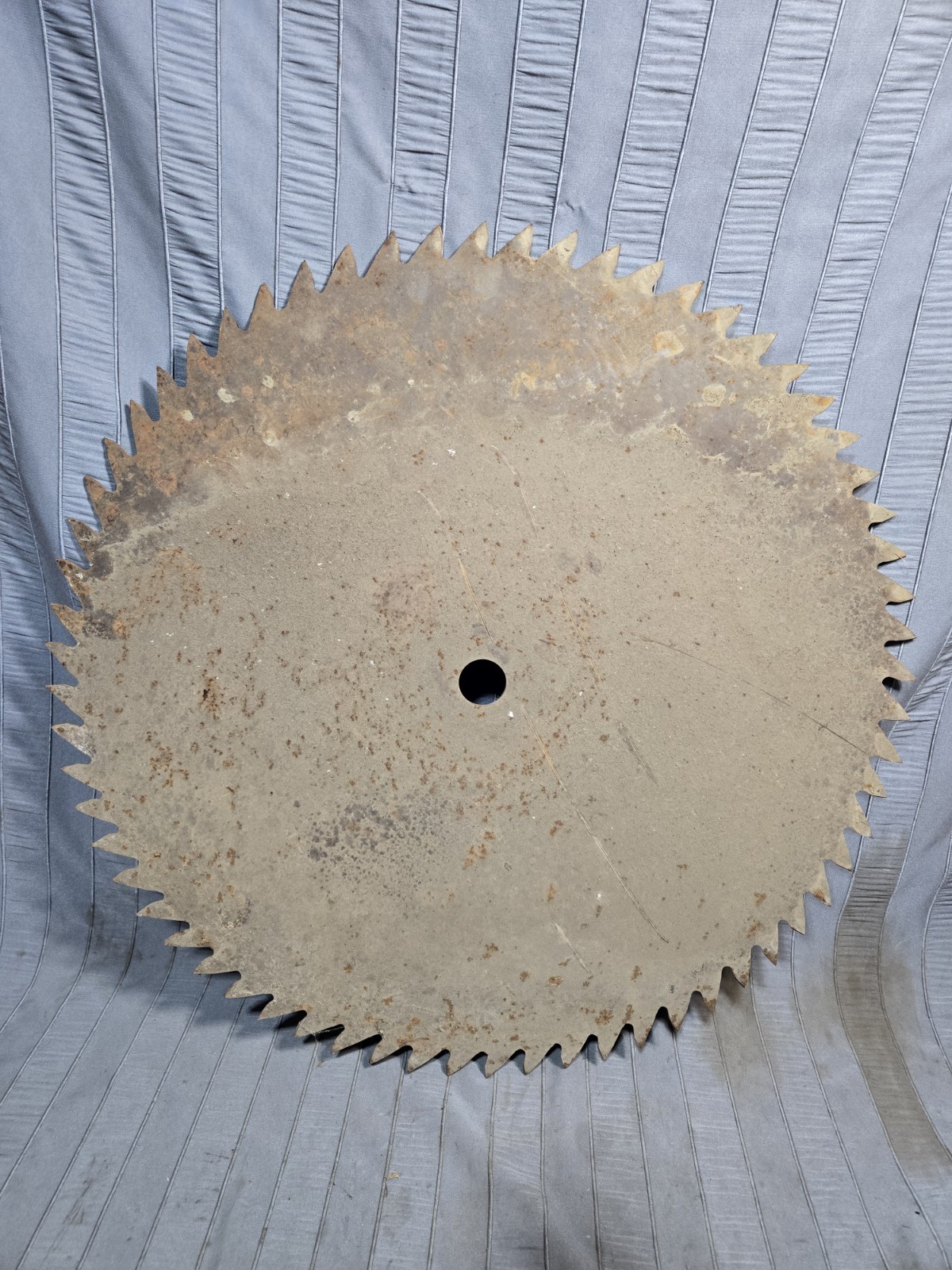 Large Sawmill Buzz Saw Blade 25″ Diameter Solid Sawblade LUMBER Decor Repurpose