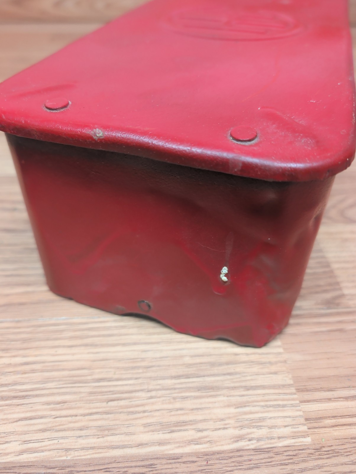 Vintage IH International Harvester Tractor Toolbox with Oil Can Holder