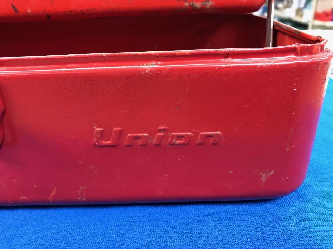 Vintage UNION RED Metal Tool Box W/tray 14″W x 7″D x 5-1/2″H Retro