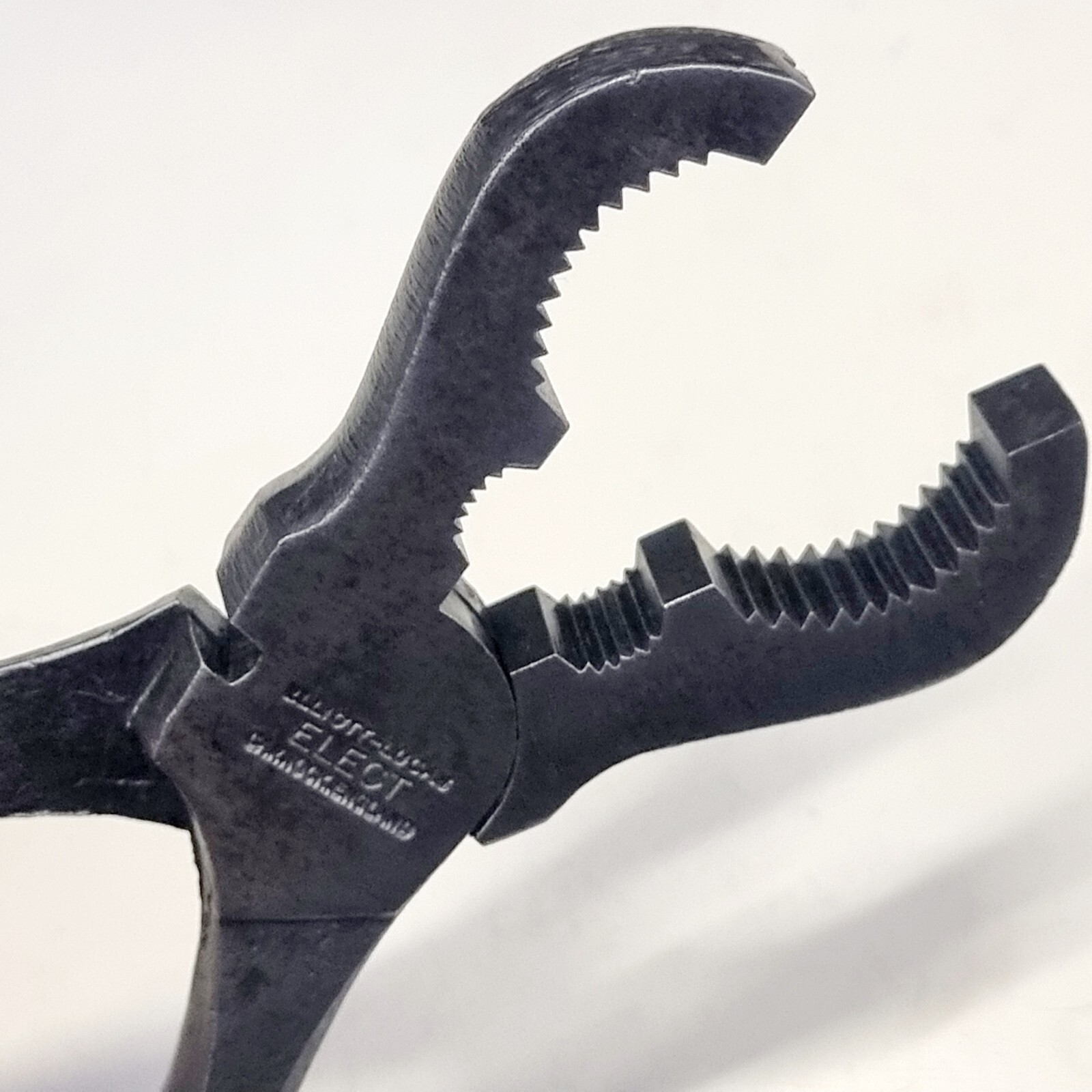 VINTAGE ELLIOTT LUCAS ELECT CANNOCK GAS PLIERS SEGB SOUTH EASTERN GAS BOARD 7″