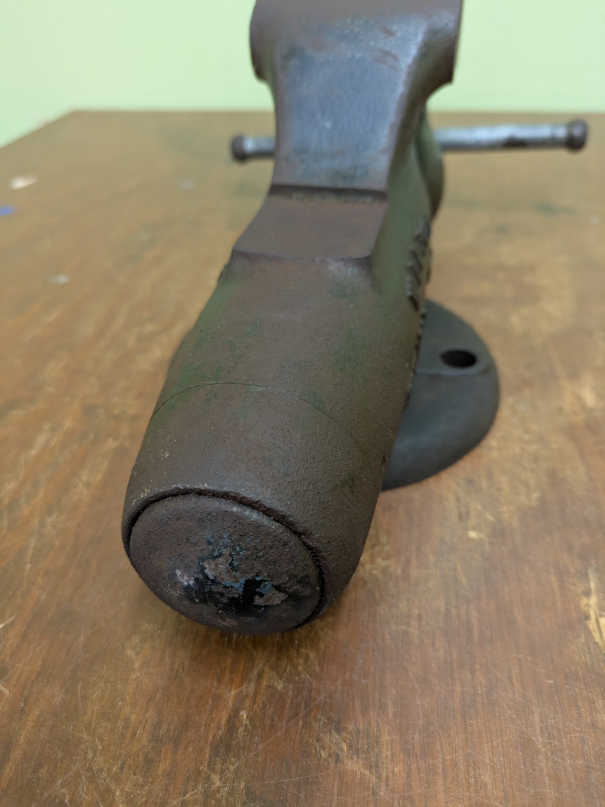 Wilton Bullet Vise No. 300 With Stationary Base 3″ Bench Vise