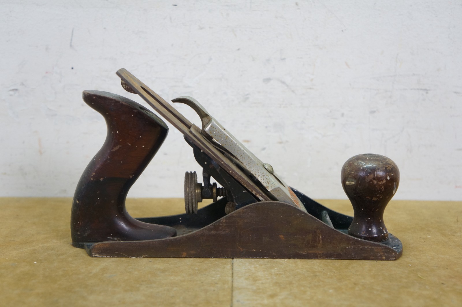 5 Vintage Metal Woodworking Planes Carpenter Wood Plane Tools