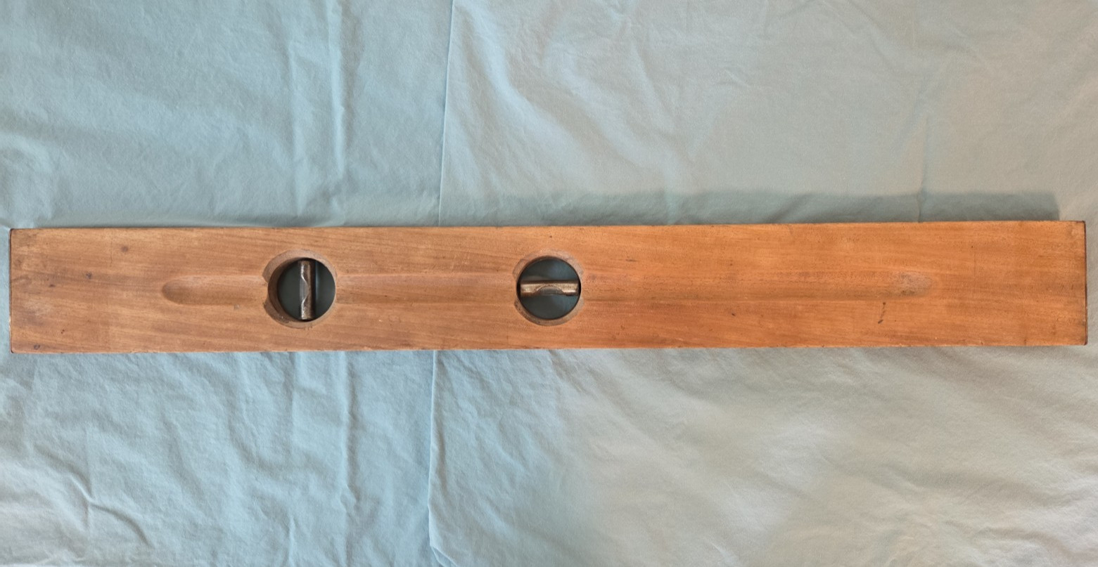 Norvelle Shapleigh St. Louis Diamond Edge 30″ Wooden Level with Brass