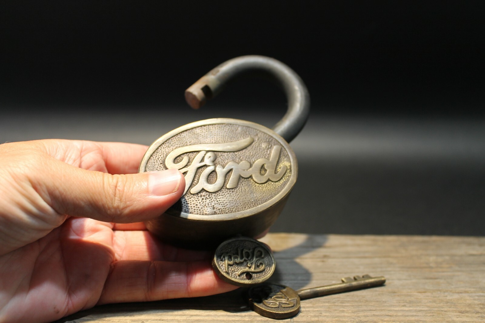 Antique Vintage Style Brass & Iron Trunk Chest Box Ford Lock Padlock