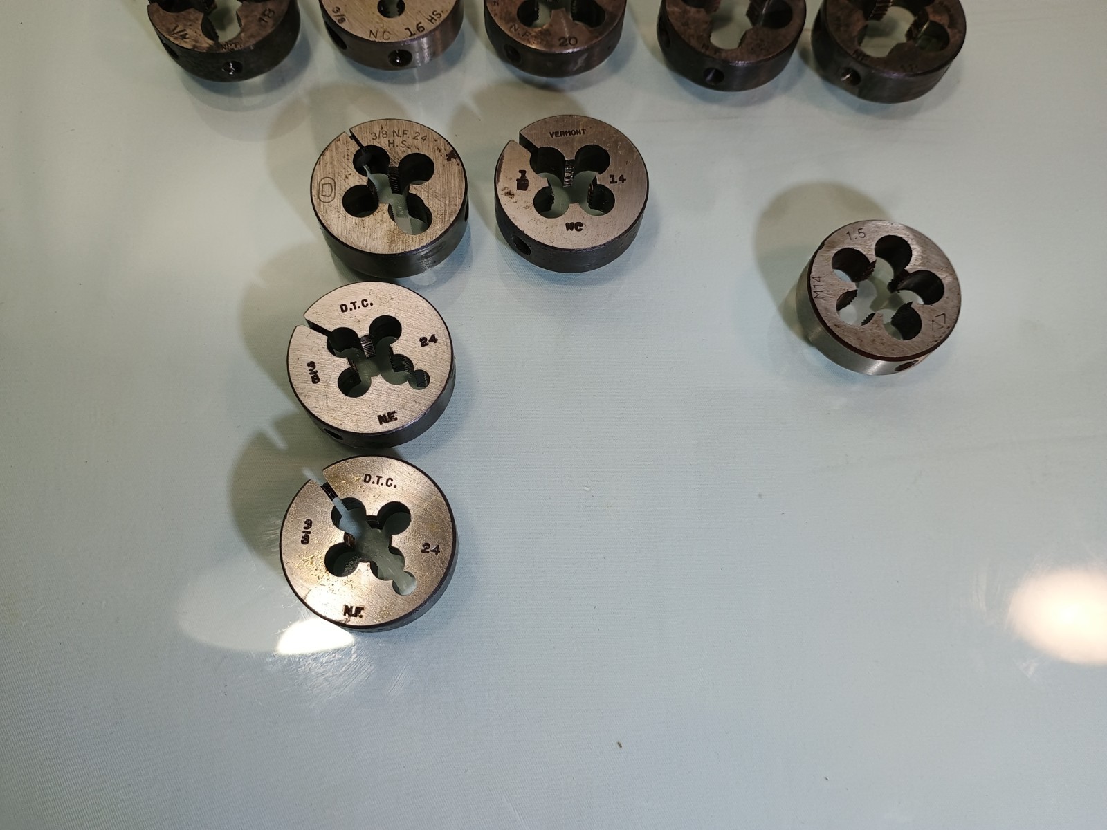 Vintage Greenfield Mass Die Handle & GTD Dies, Including Verities Of Other Dies