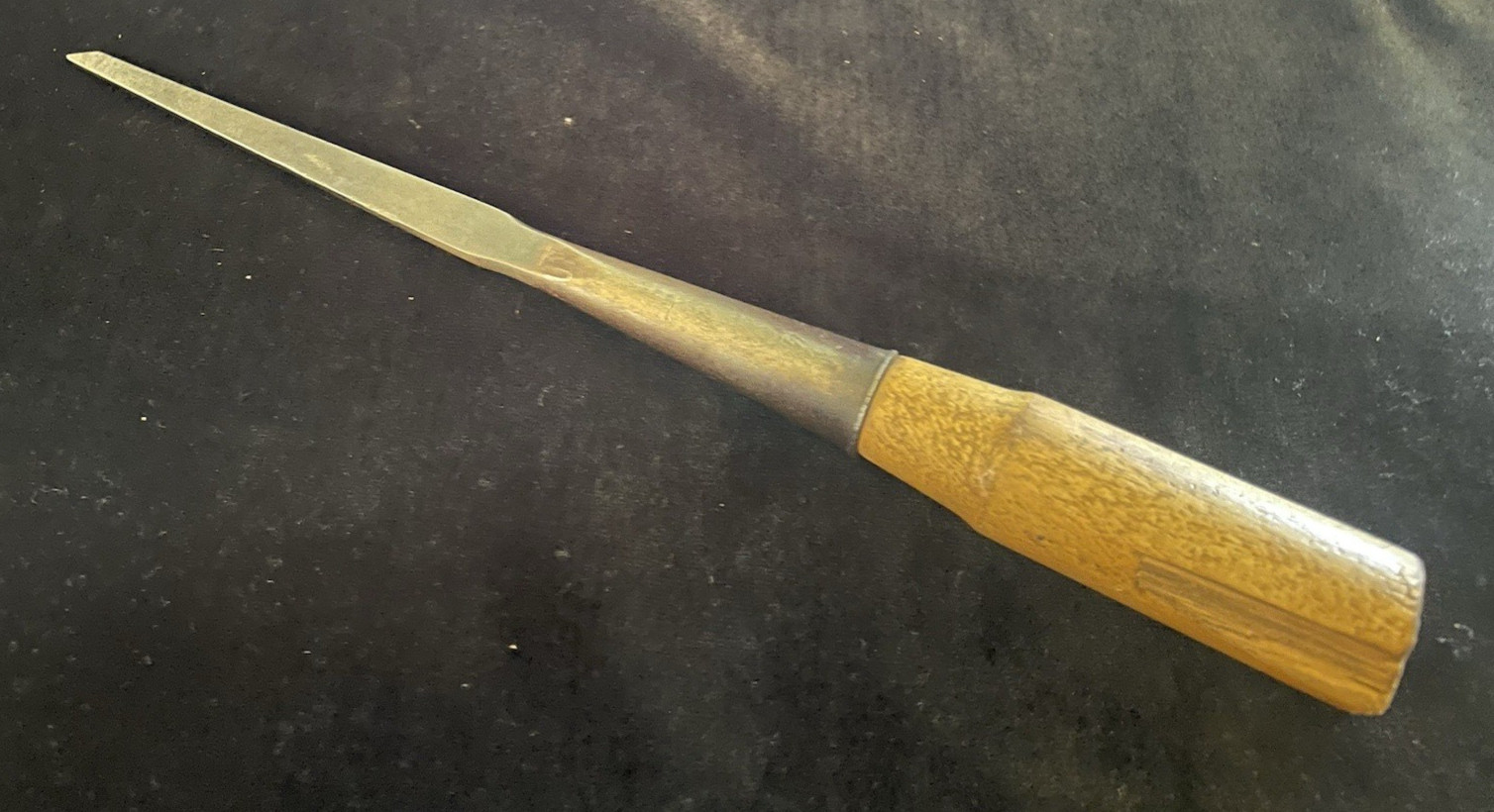 Vintage 1/8″ Mortise Mortising Socket Chisel Handle Chipped 🌺🌺