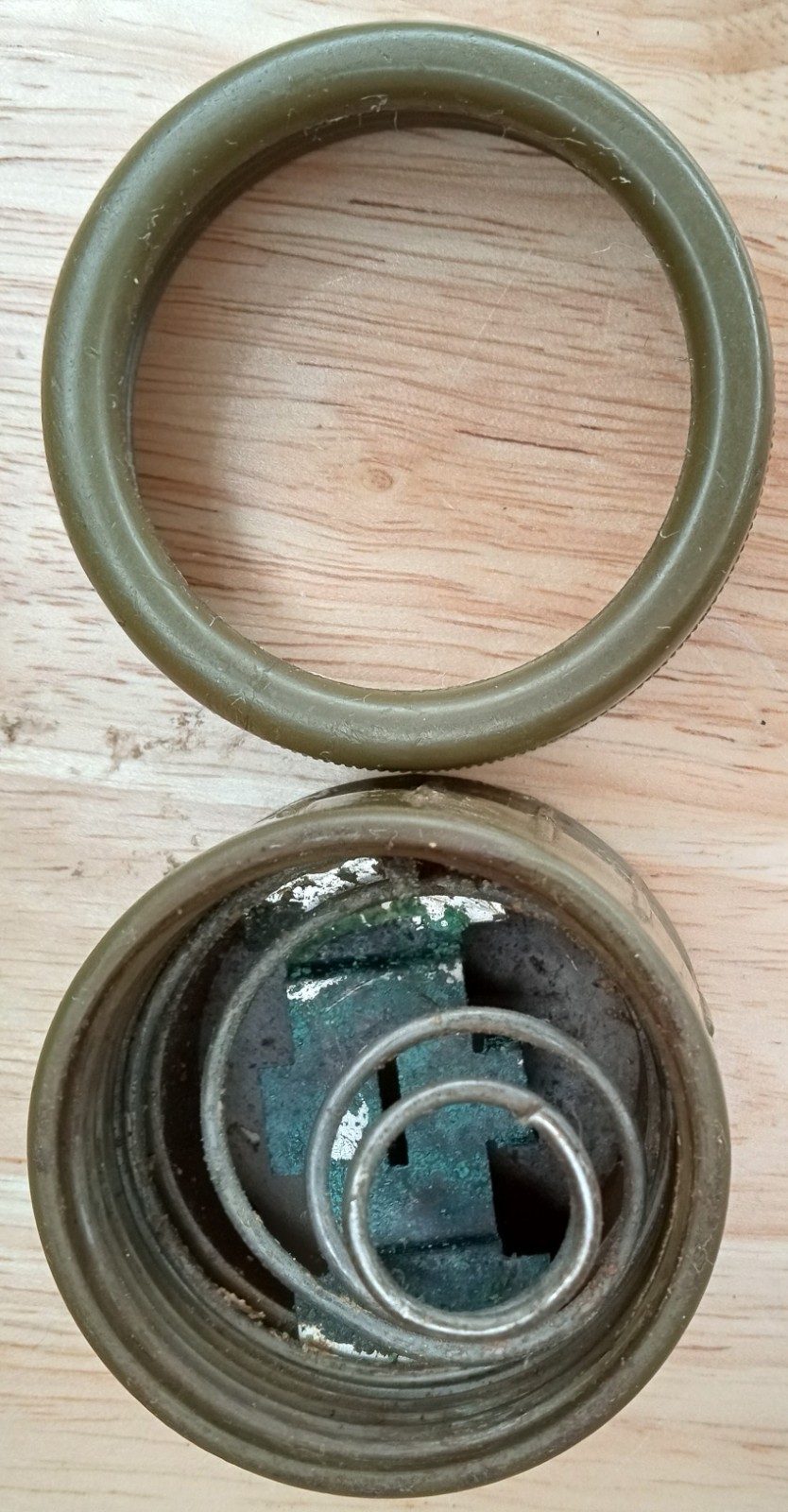 Vintage USALite 90° Green Flashlight New York USA – Dirty Needs Cleaning
