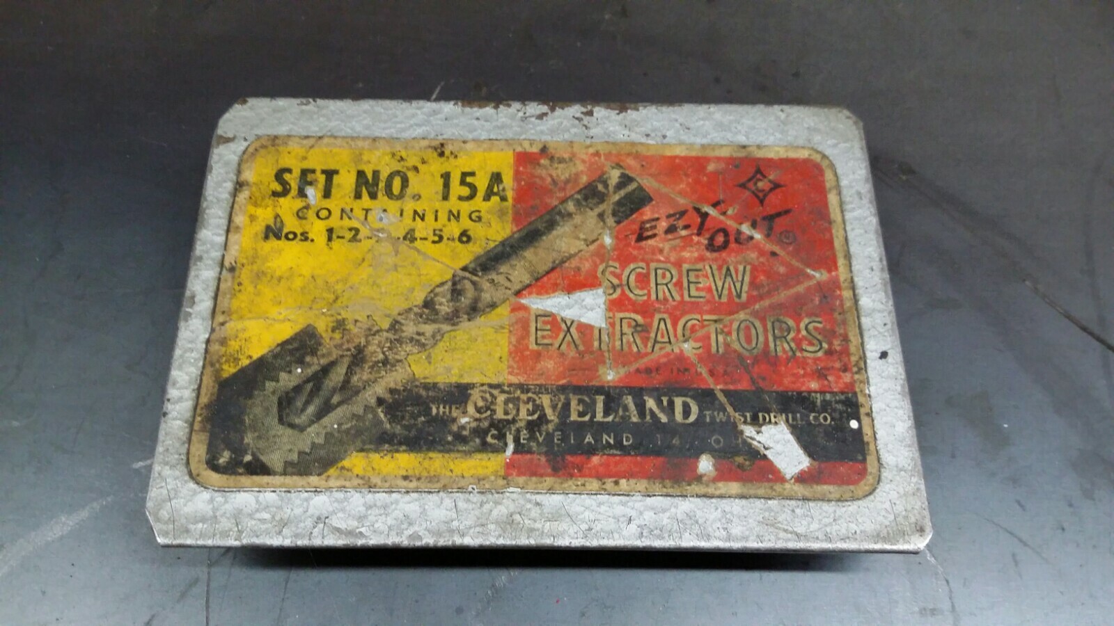 Cleveland twist Drill CO No 15a Screw Extractors